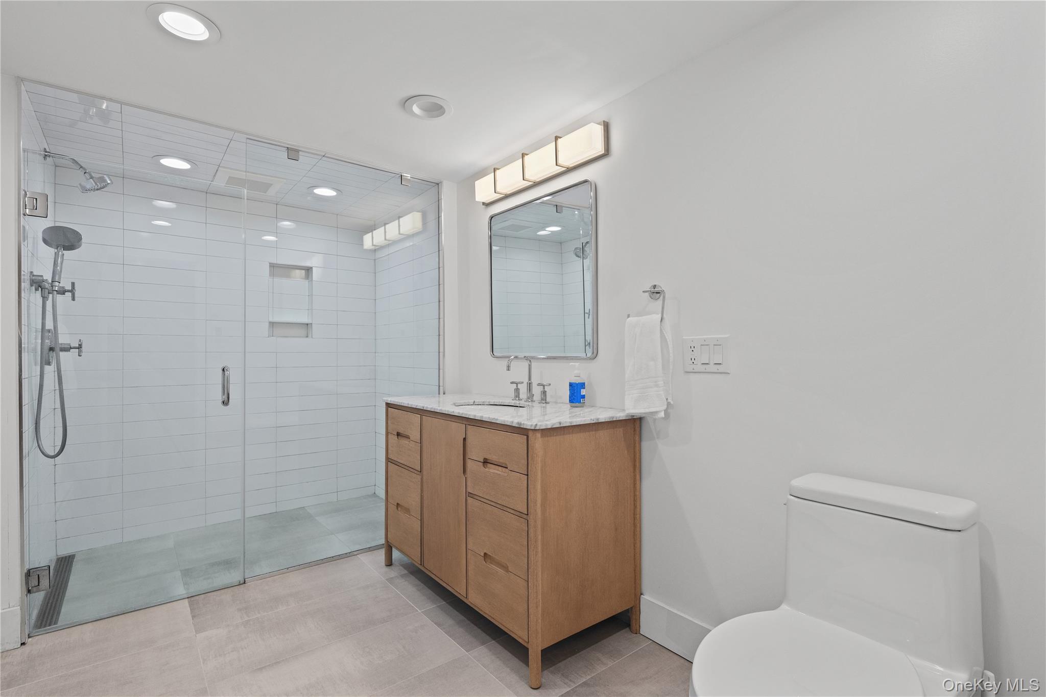 39 Lower Shad Road Property Photo 14