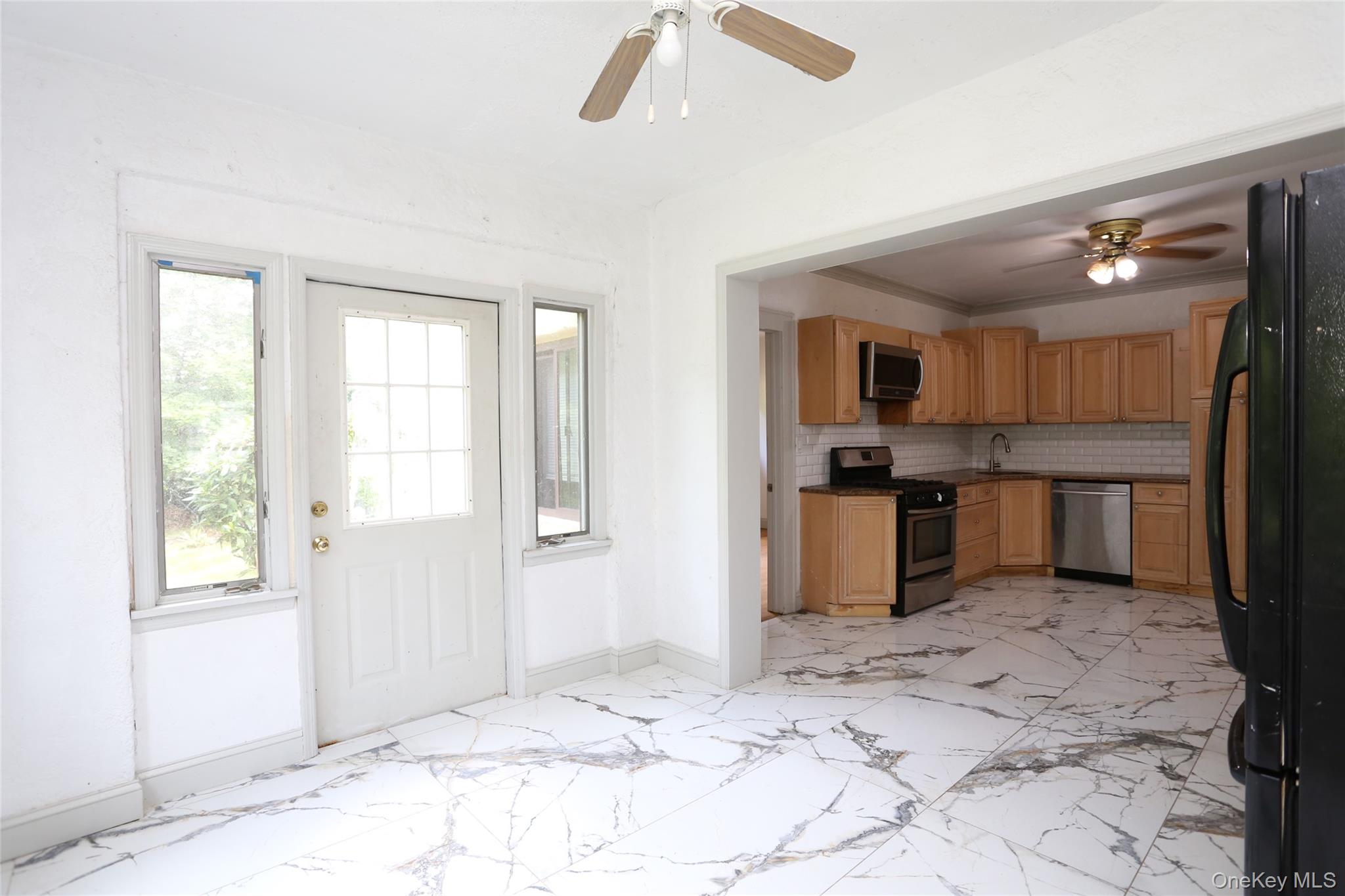 1 Sunset Drive Property Photo 10