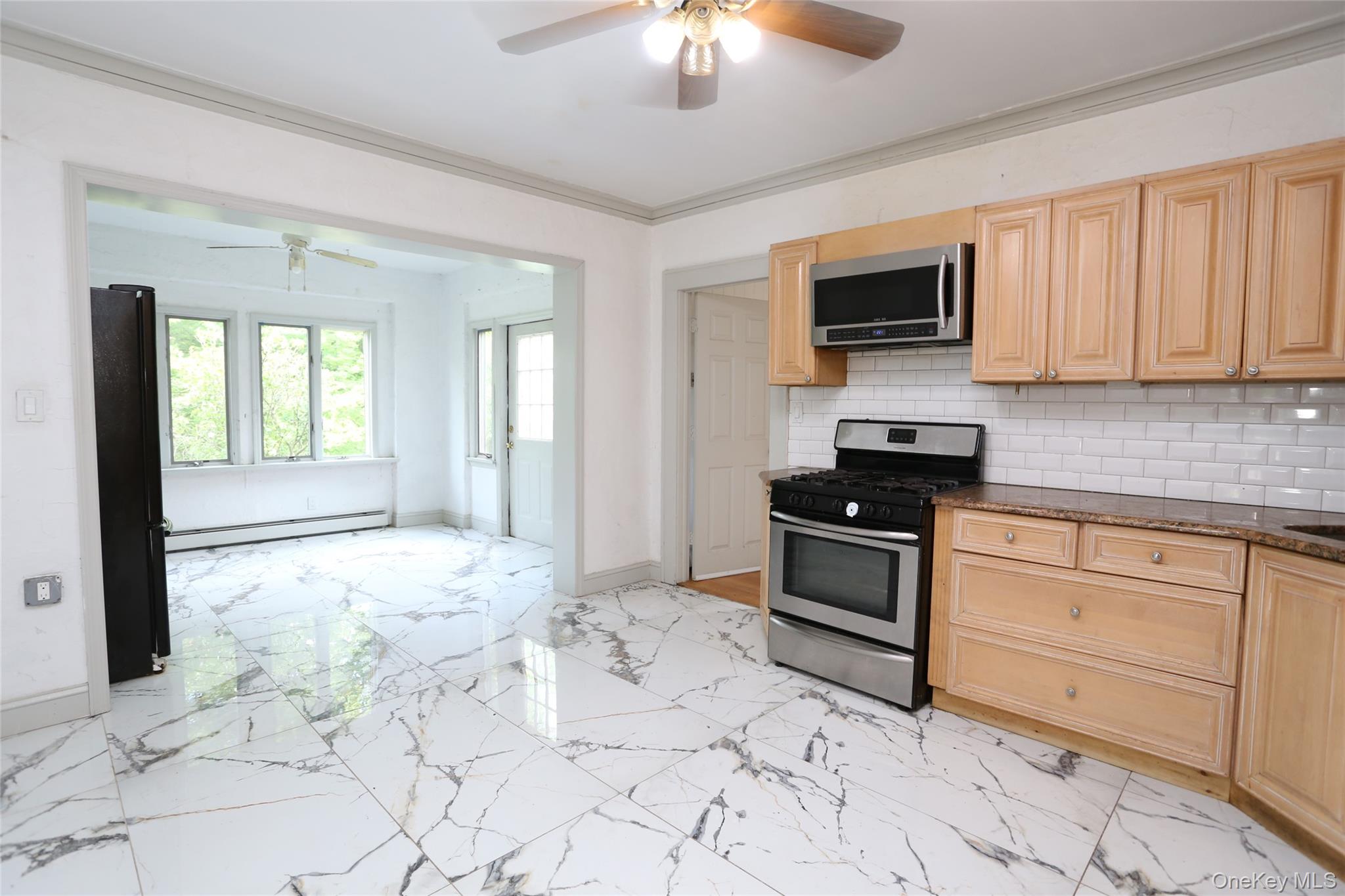1 Sunset Drive Property Photo 12