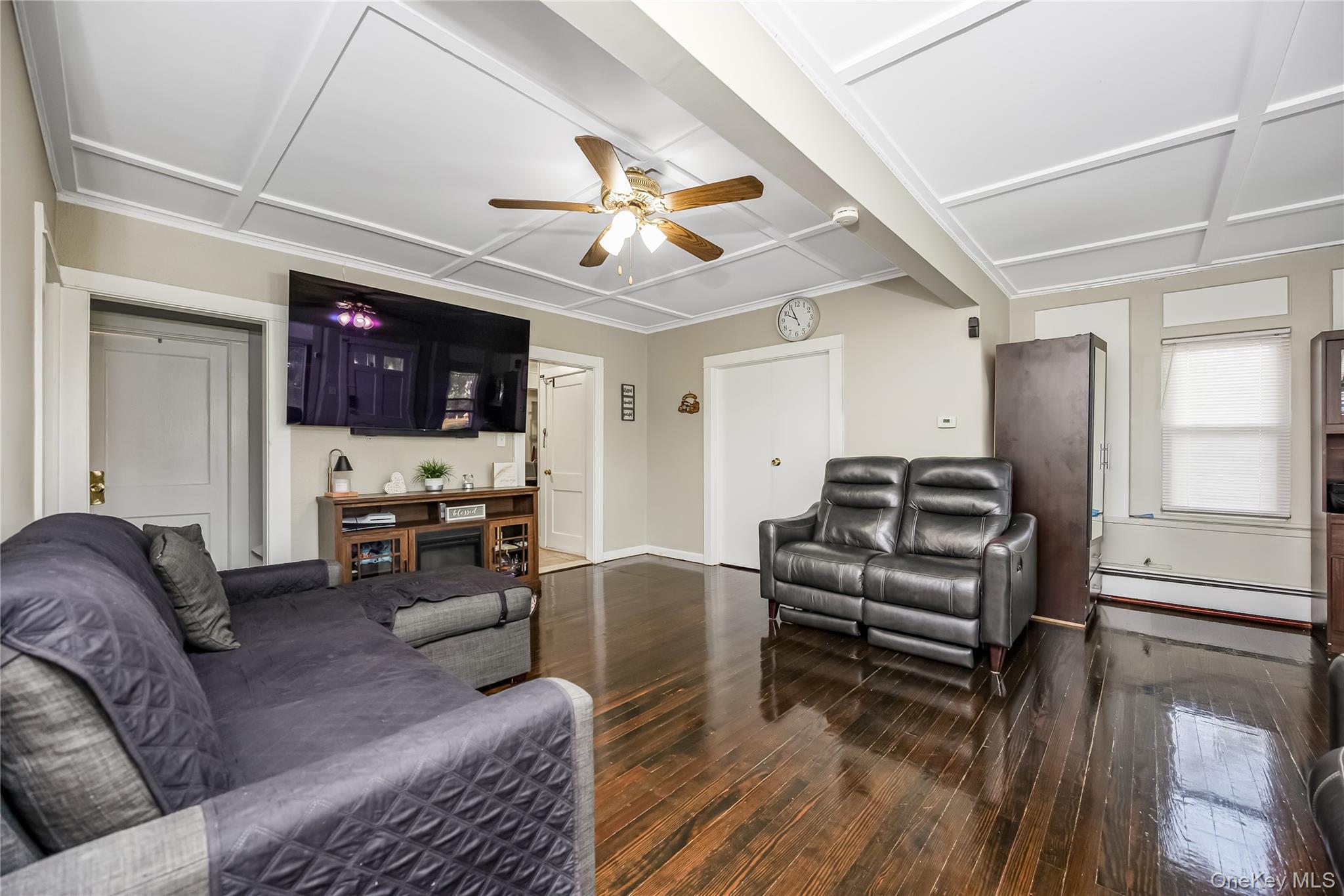 442 Cedar Street Property Photo 5