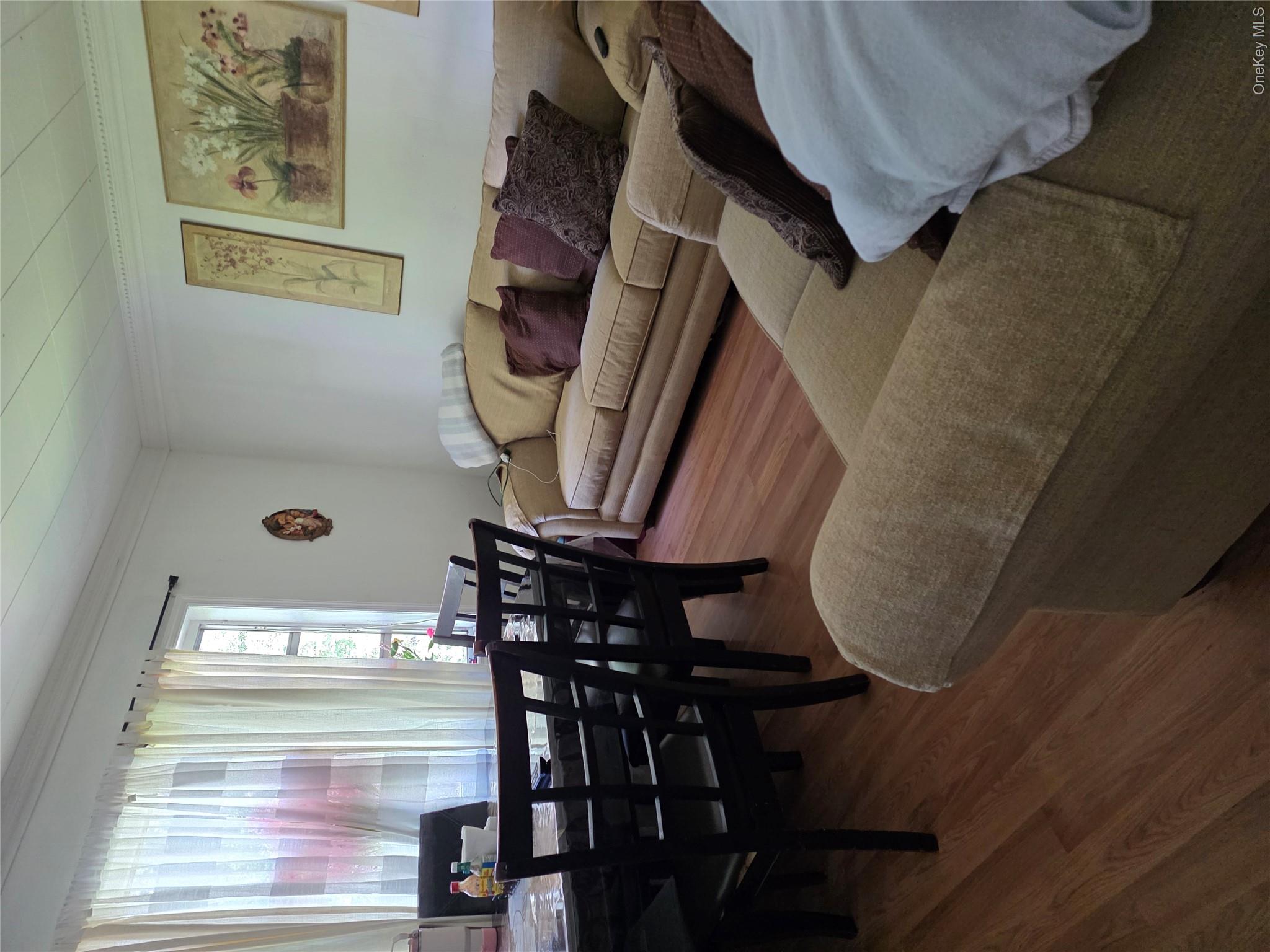 2467 New York Avenue Property Photo 4