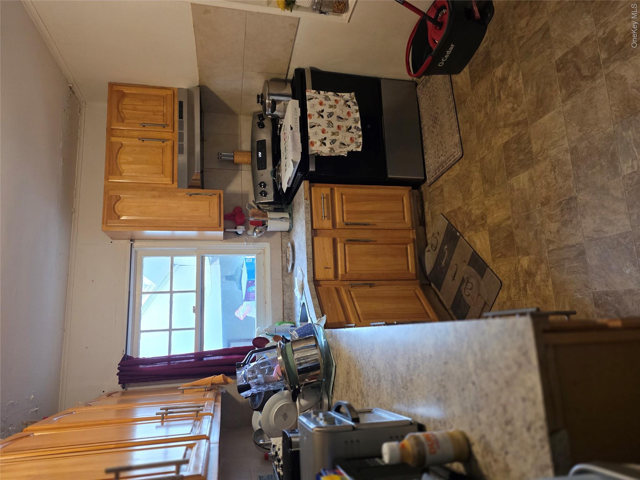 2467 New York Avenue Property Photo 6
