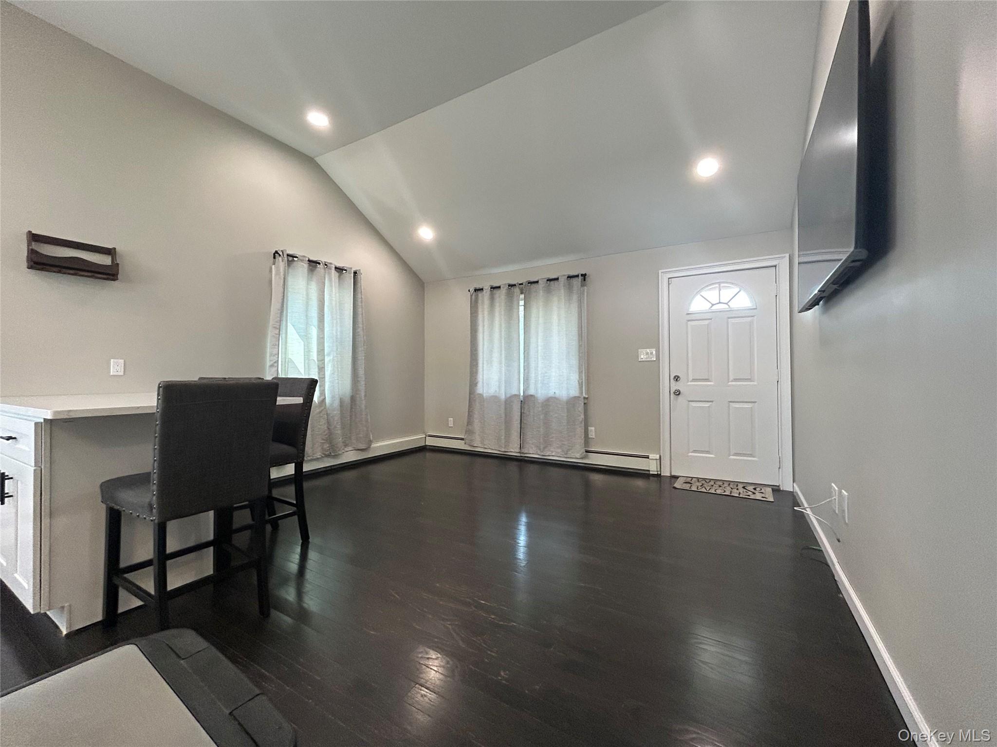 704 Myrtle Avenue Property Photo 10