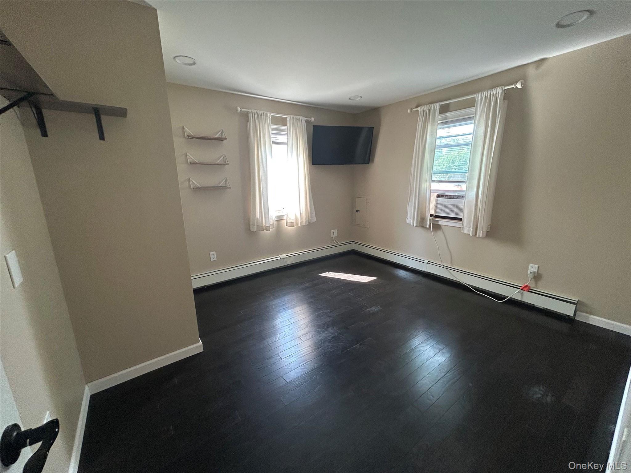 704 Myrtle Avenue Property Photo 13