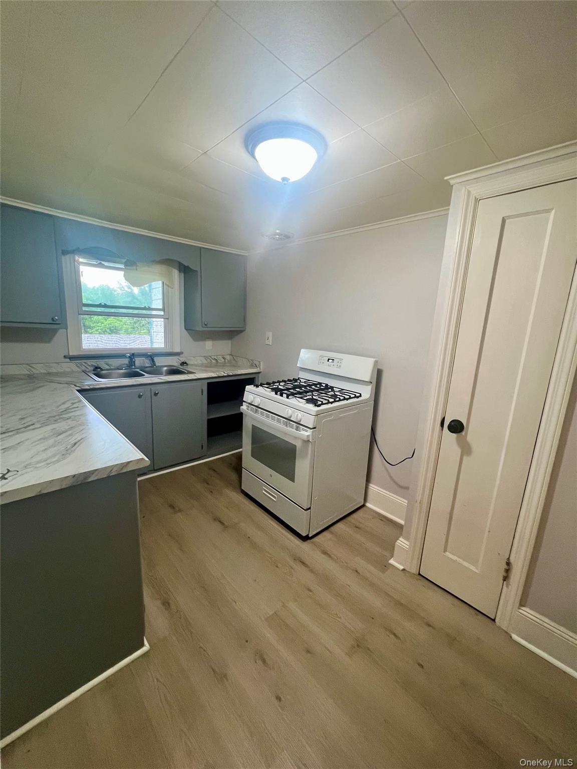 1612-1616 Route 9w A1 Property Photo 6