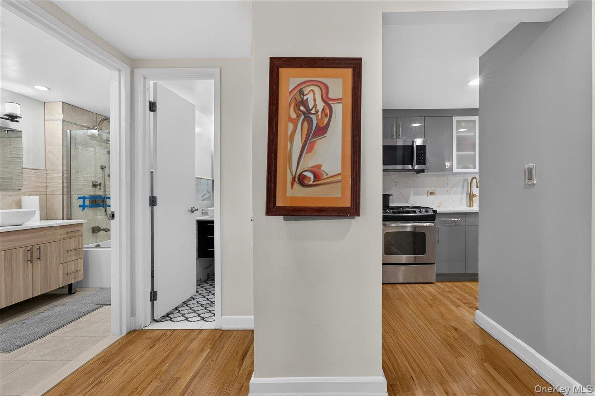 775 Lafayette Avenue 8e Property Photo 9