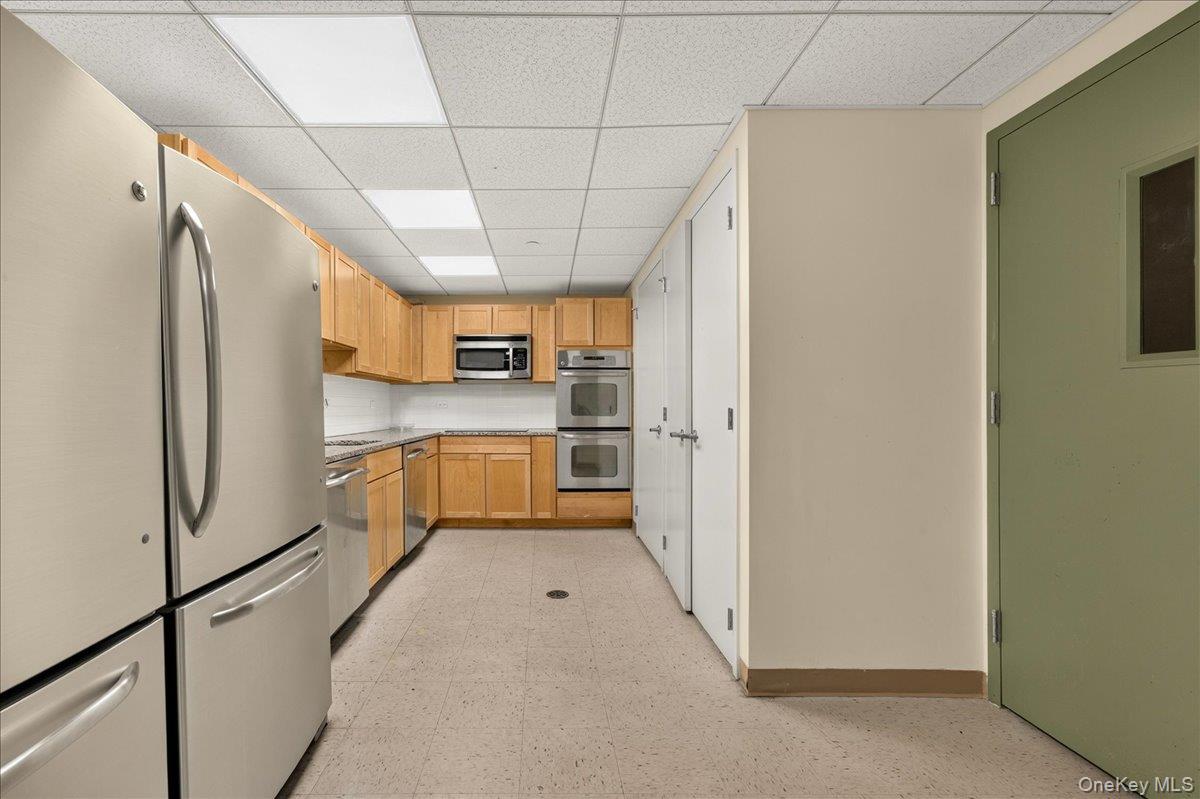 775 Lafayette Avenue 8e Property Photo 15