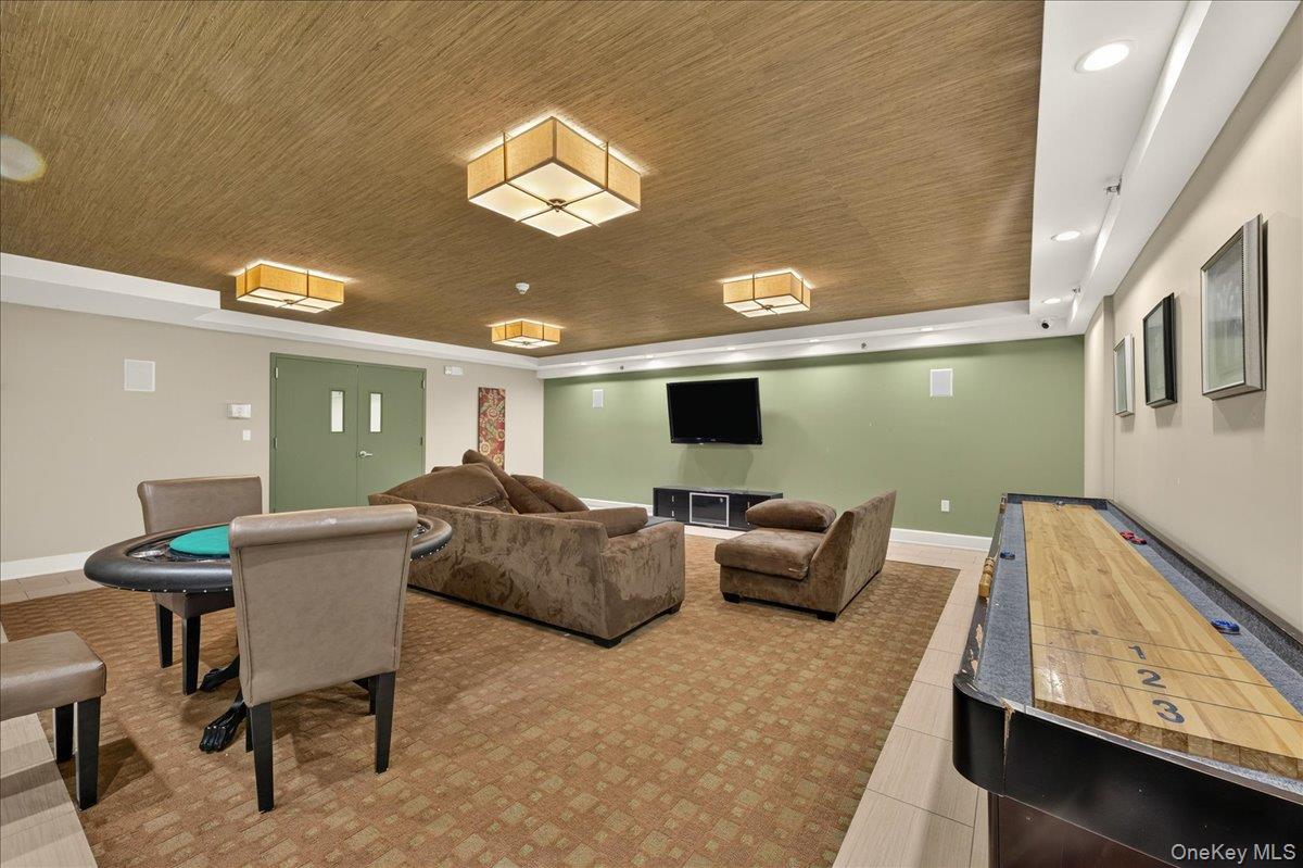 775 Lafayette Avenue 8e Property Photo 18