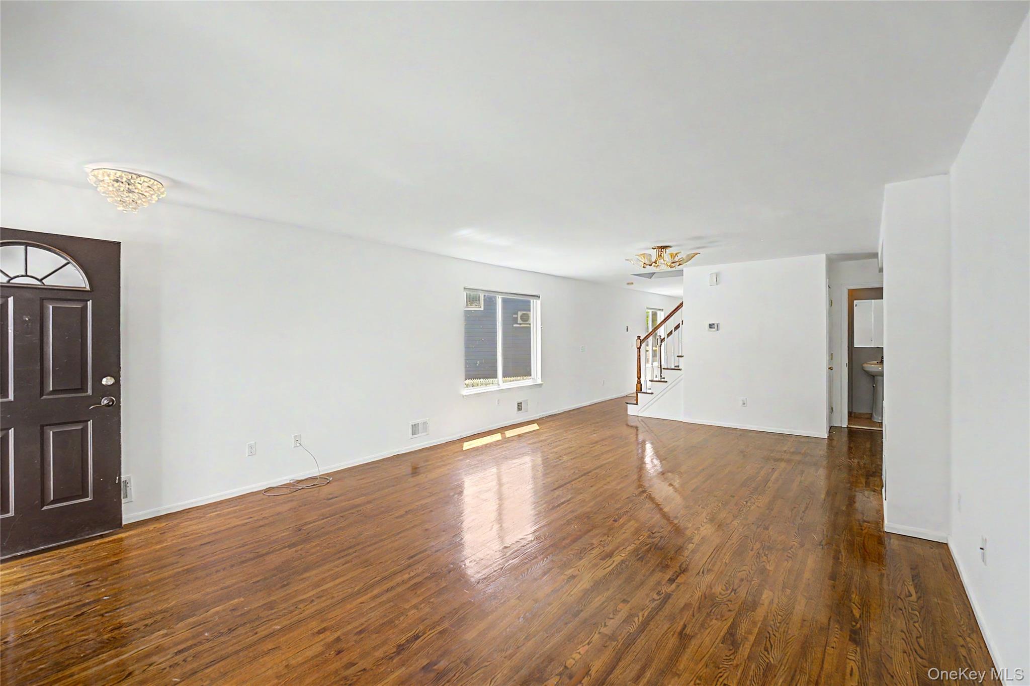 94 Greaves Avenue Property Photo 2