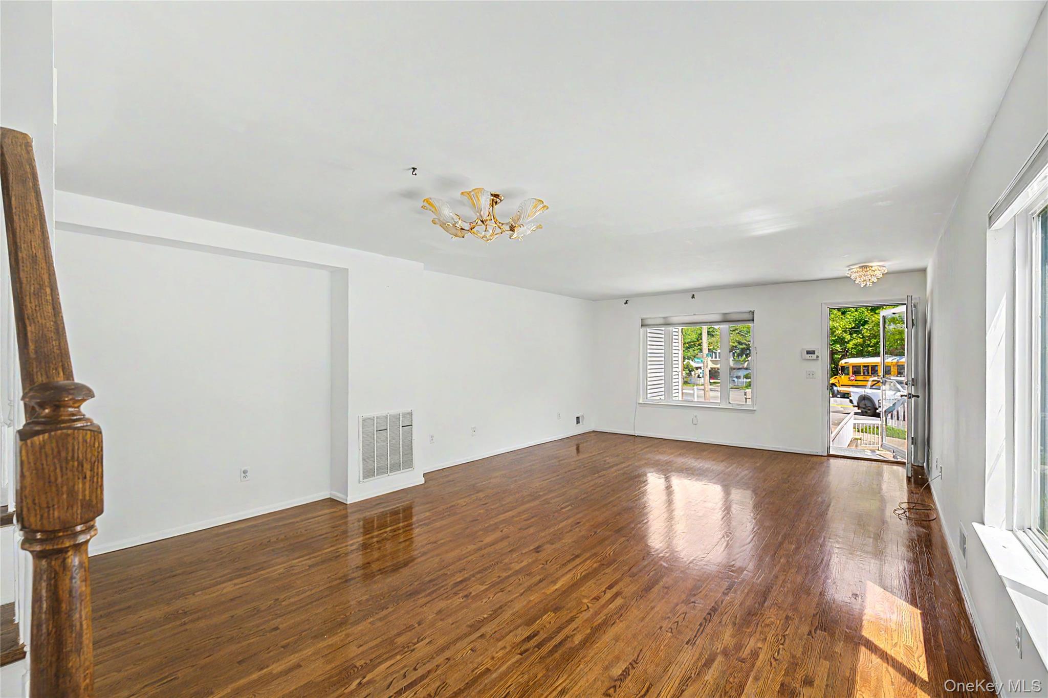 94 Greaves Avenue Property Photo 6
