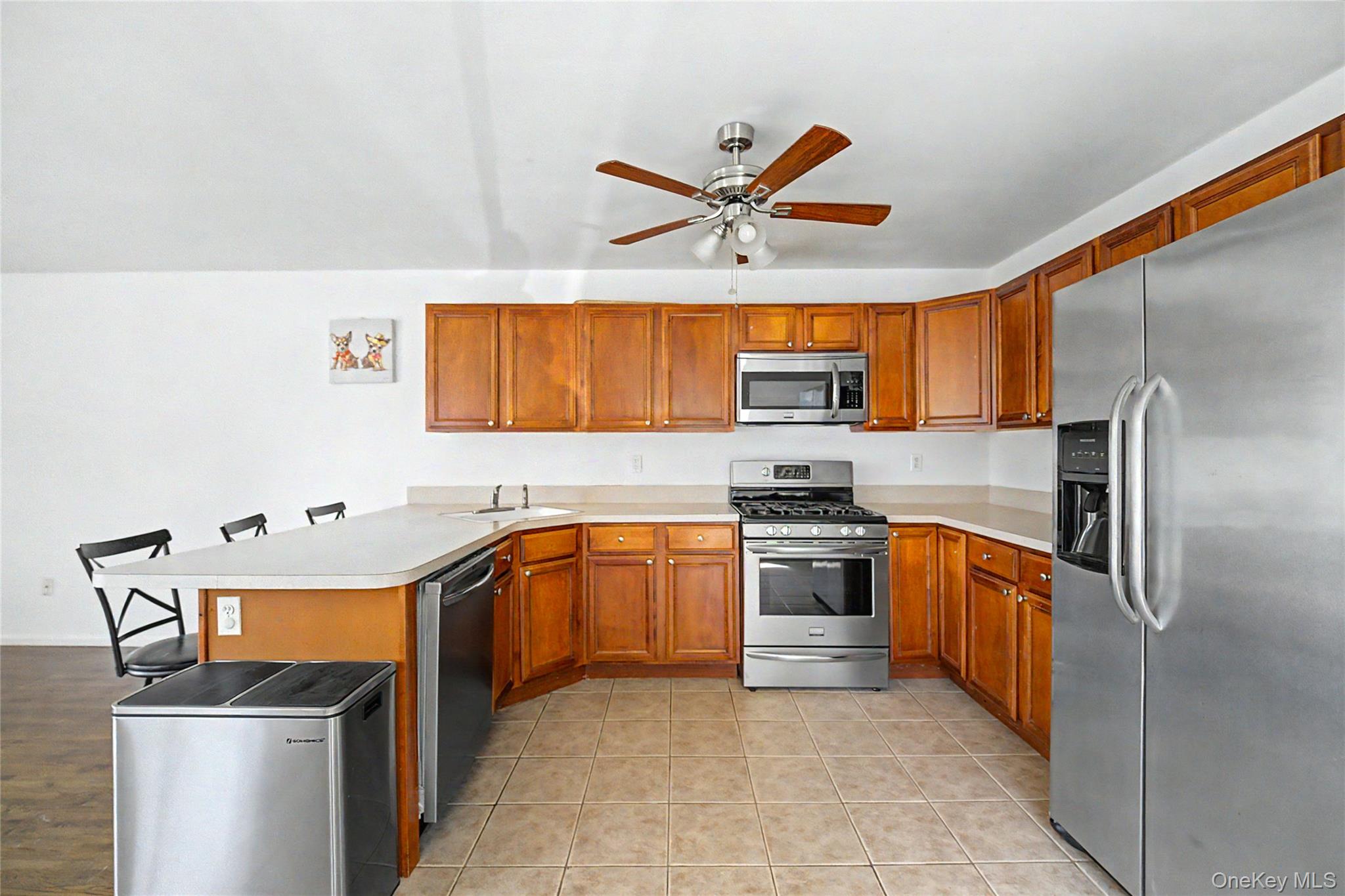94 Greaves Avenue Property Photo 9