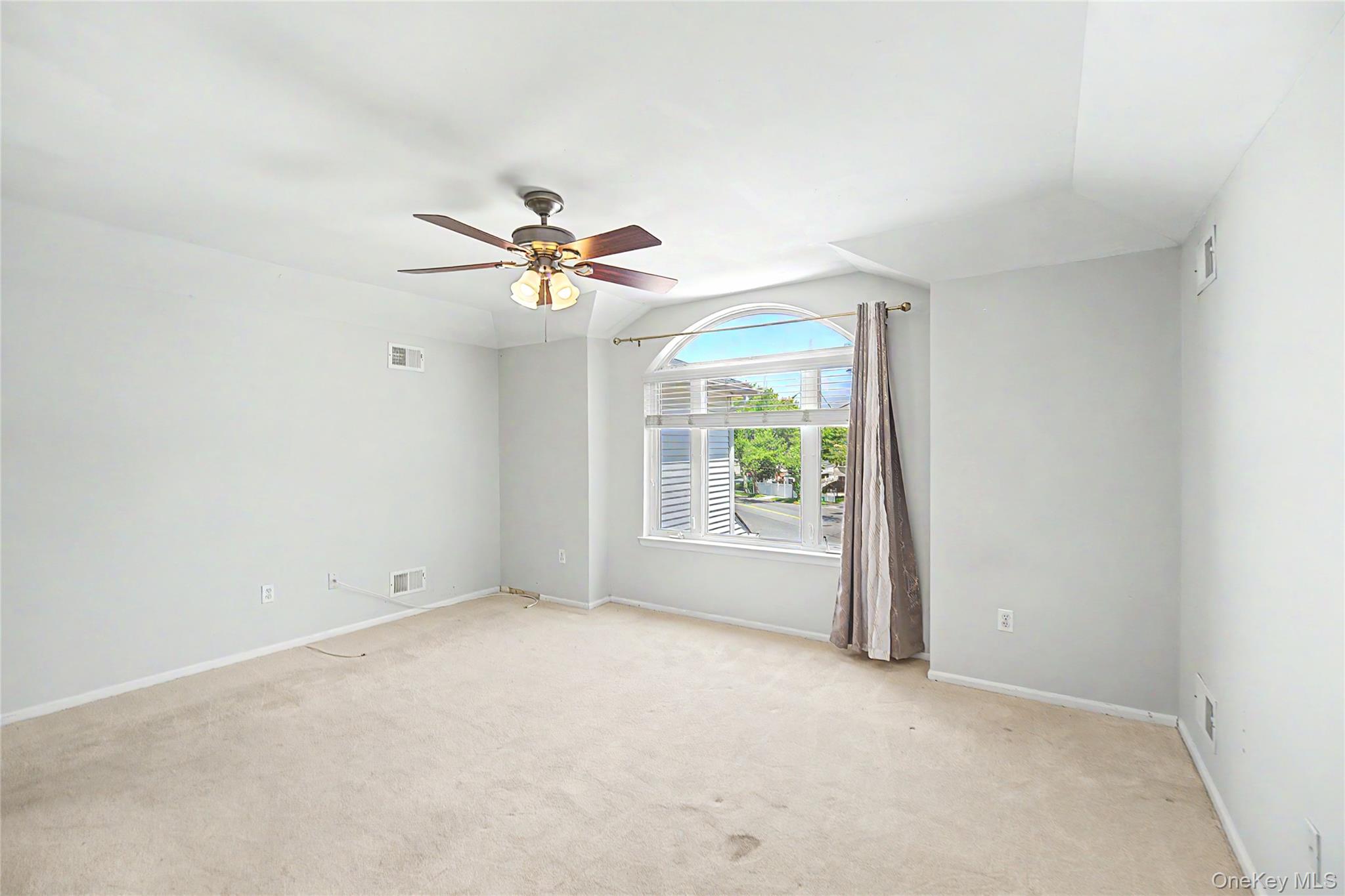 94 Greaves Avenue Property Photo 17