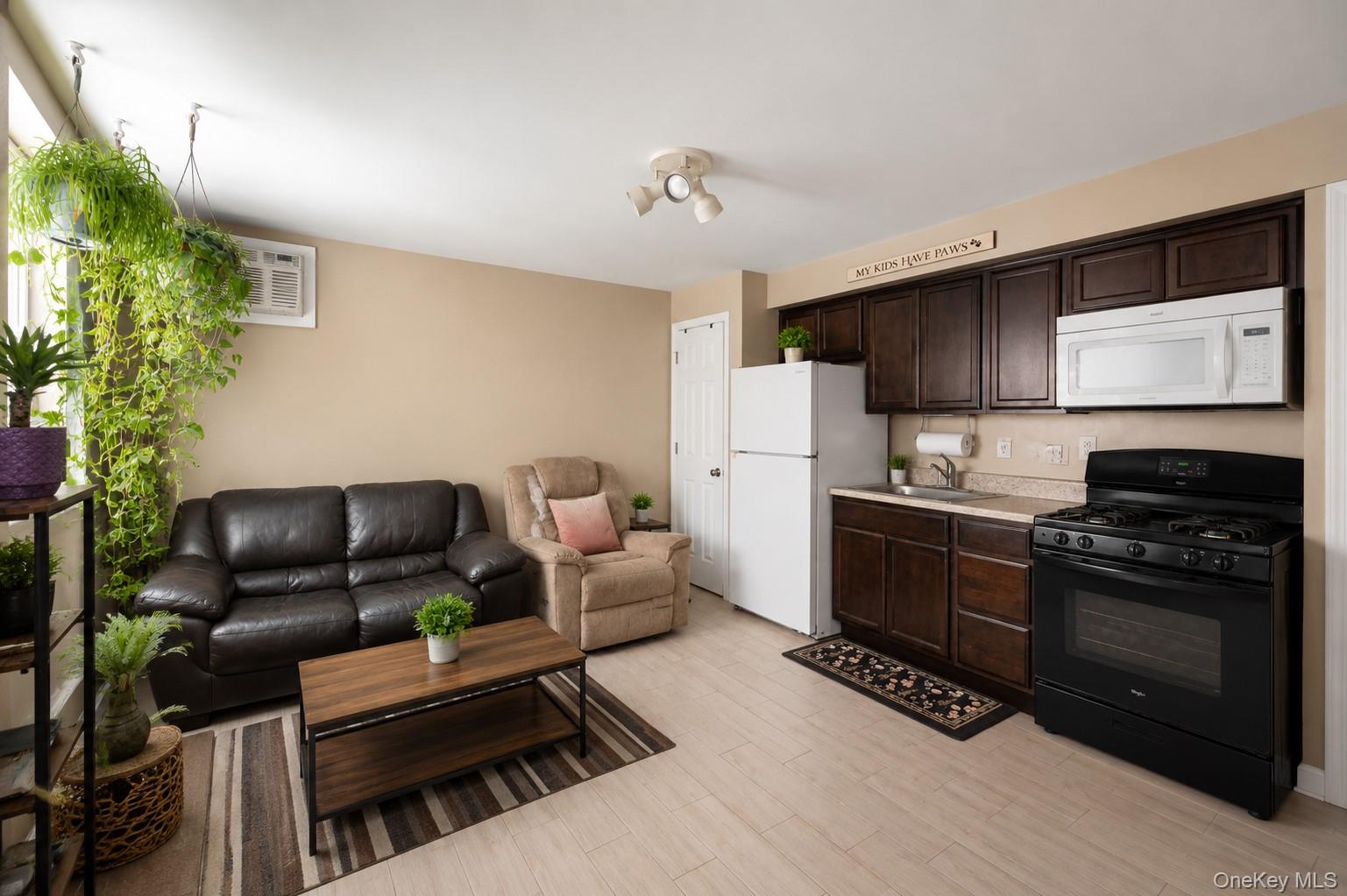 94 Greaves Avenue Property Photo 18