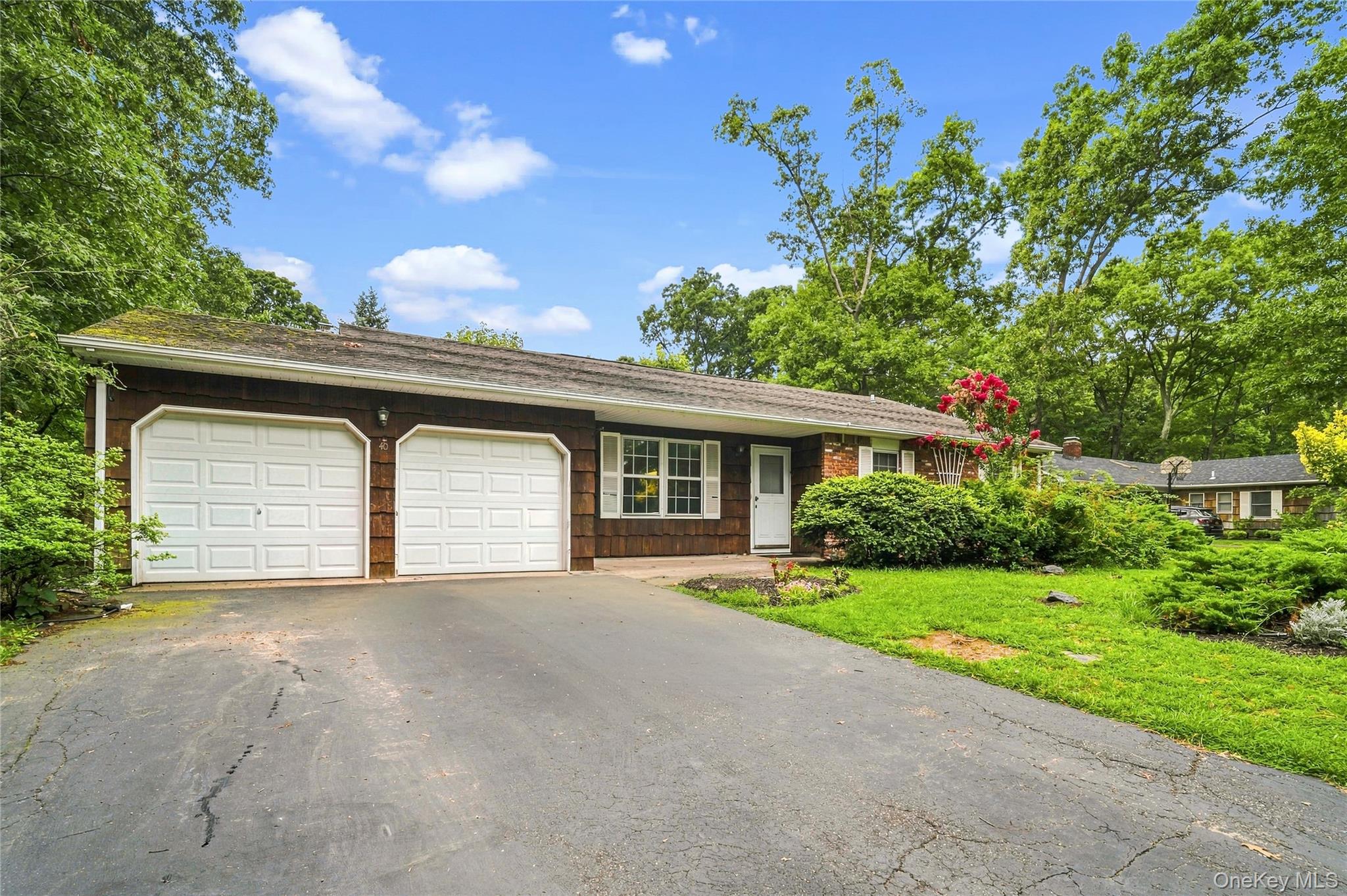 40 Glenridge Avenue Property Photo 2