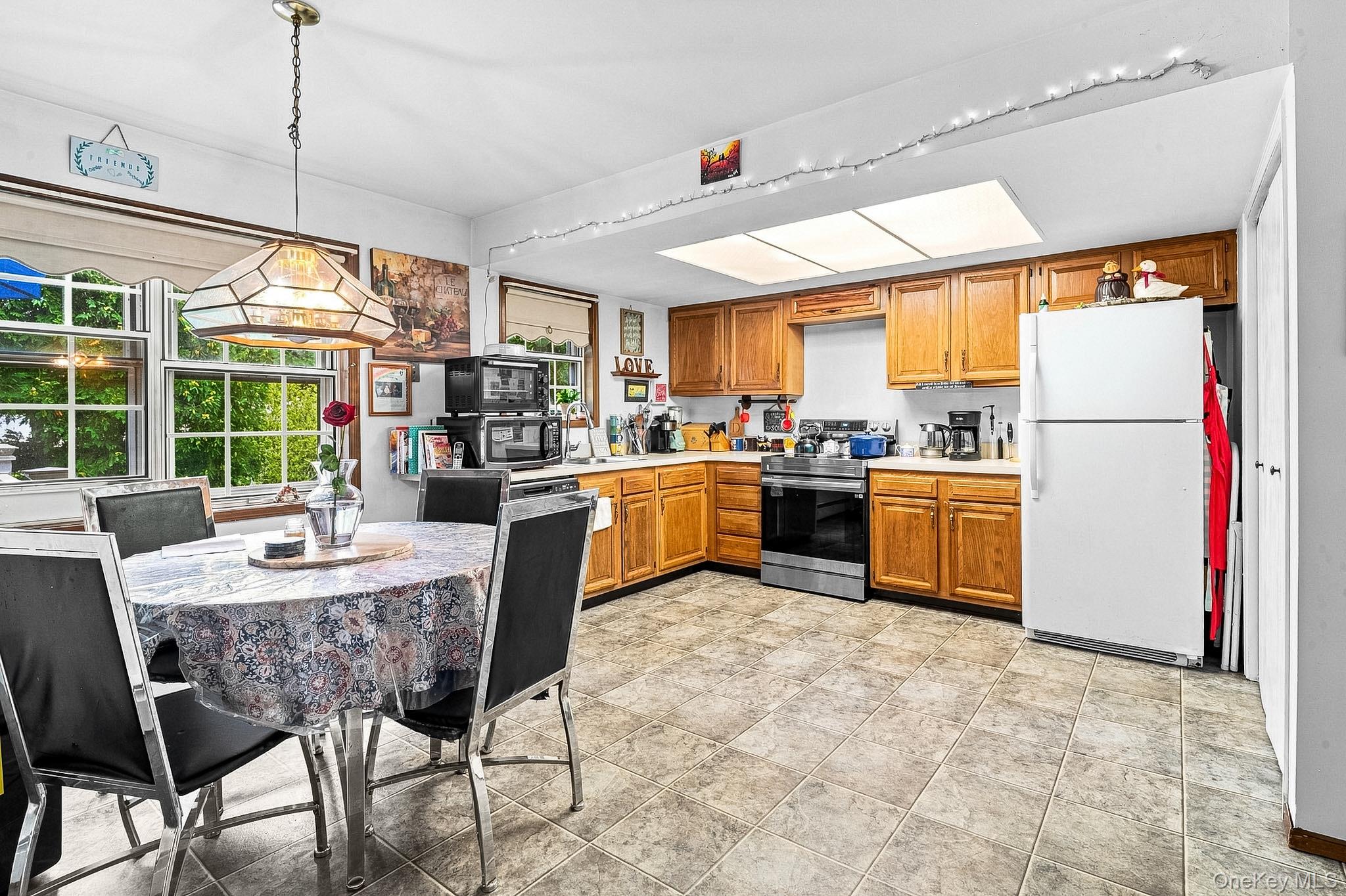 40 Glenridge Avenue Property Photo 10