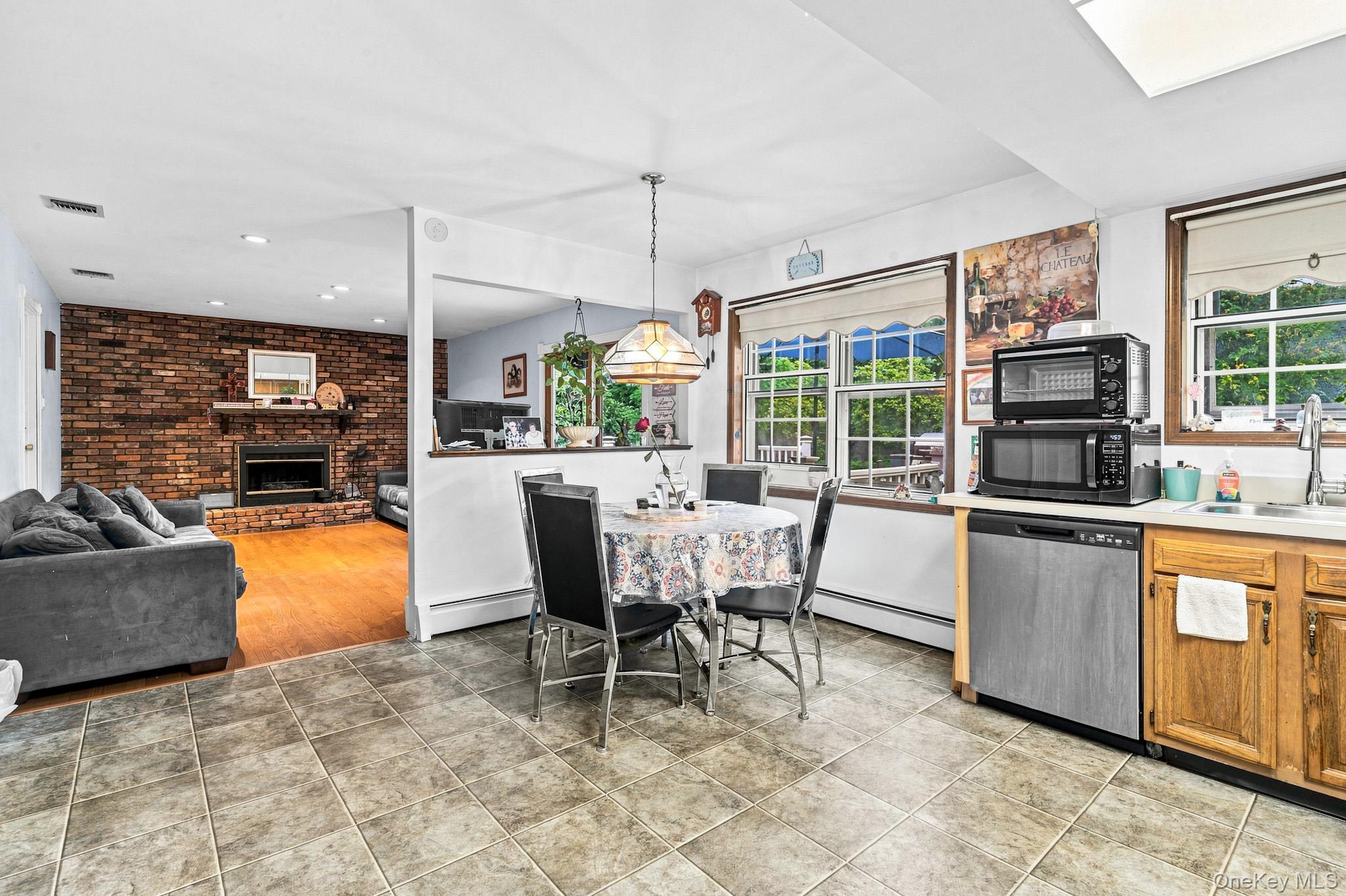 40 Glenridge Avenue Property Photo 11
