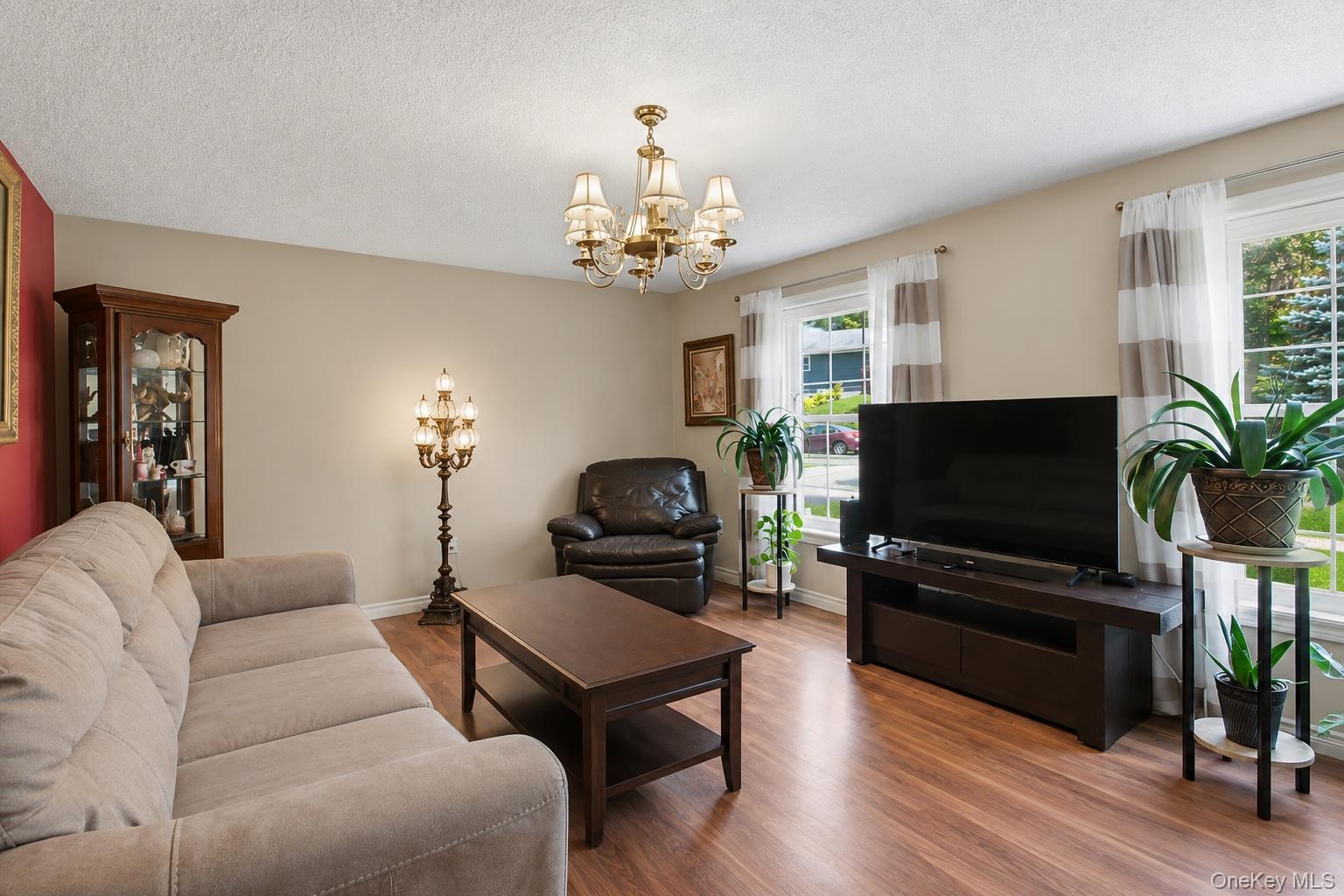 36 Hillside Avenue Property Photo 7