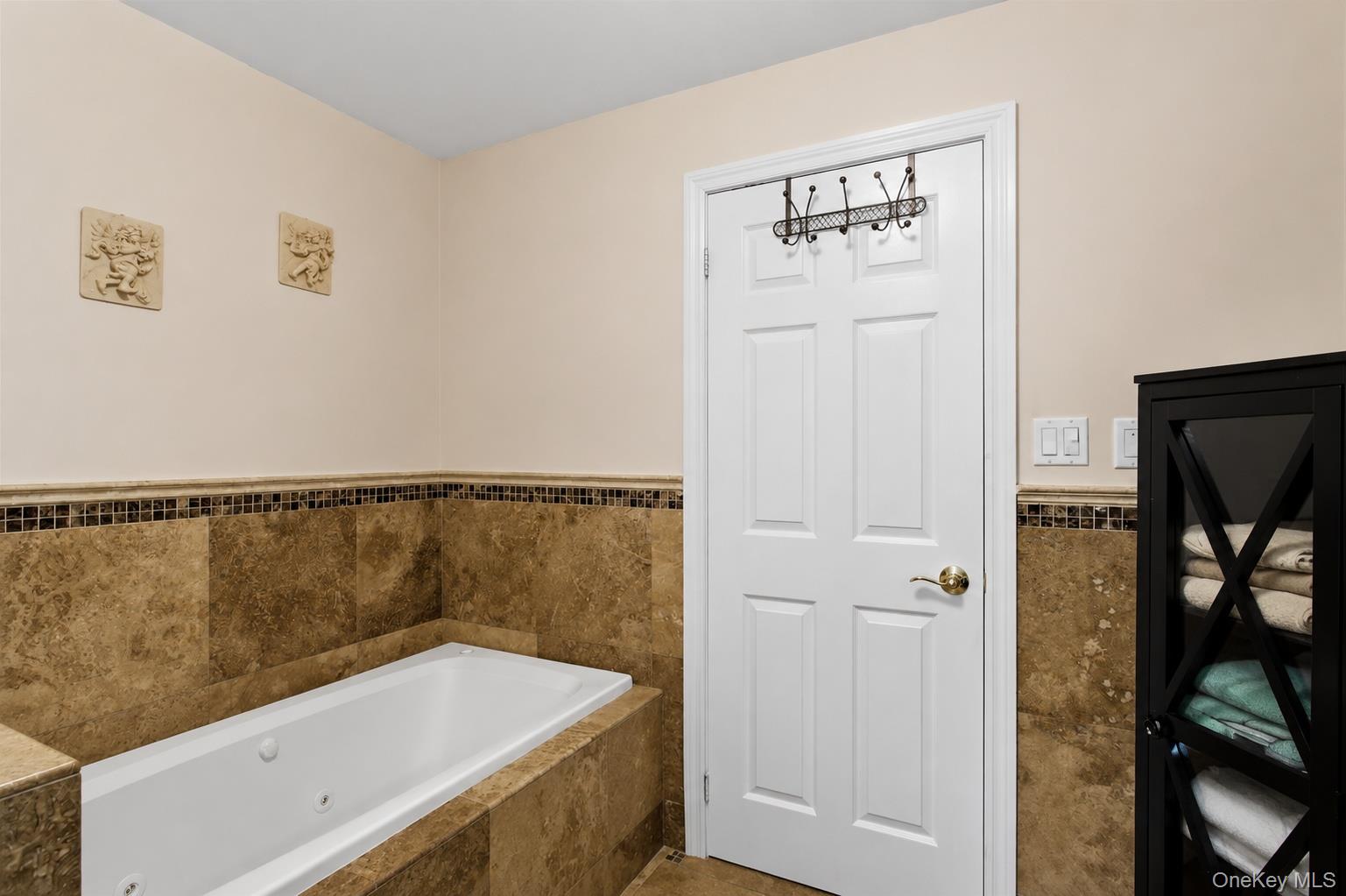 36 Hillside Avenue Property Photo 19