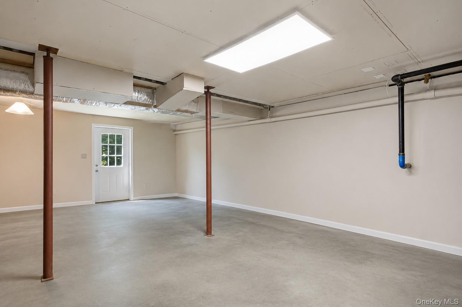 36 Hillside Avenue Property Photo 28