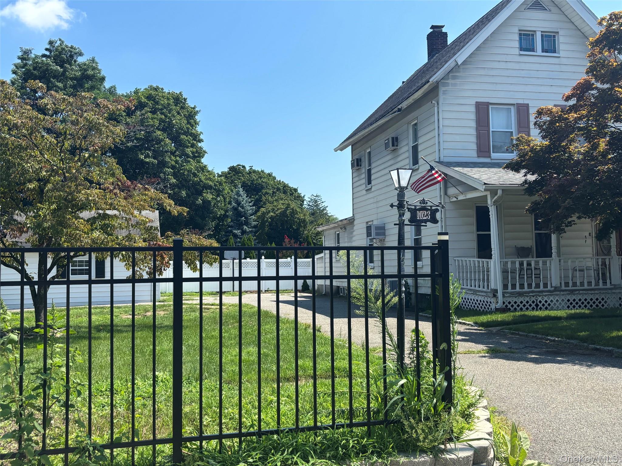 1023 Newbridge Road Property Photo 4