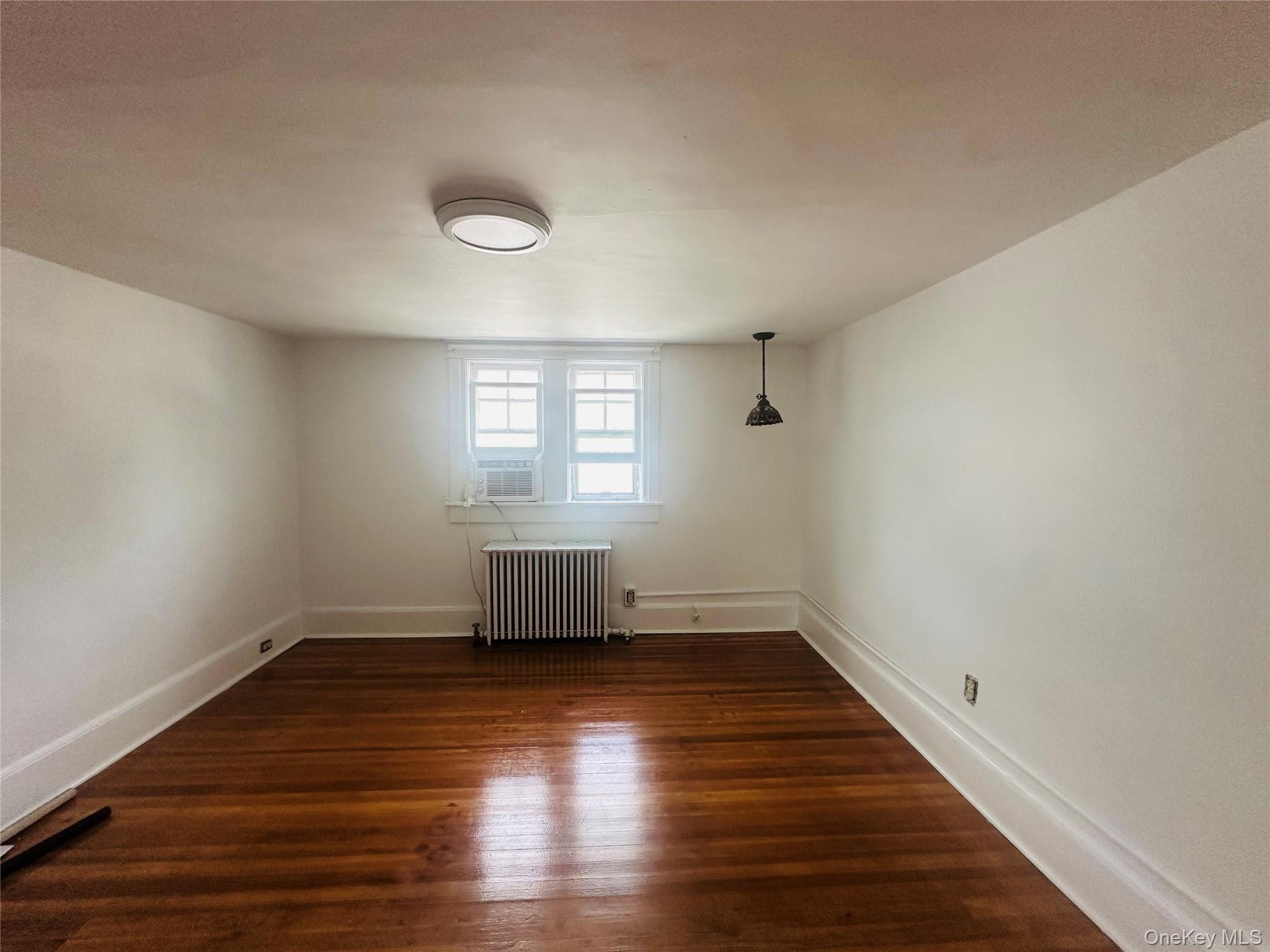 12 Cliff Street 2 Property Photo 3