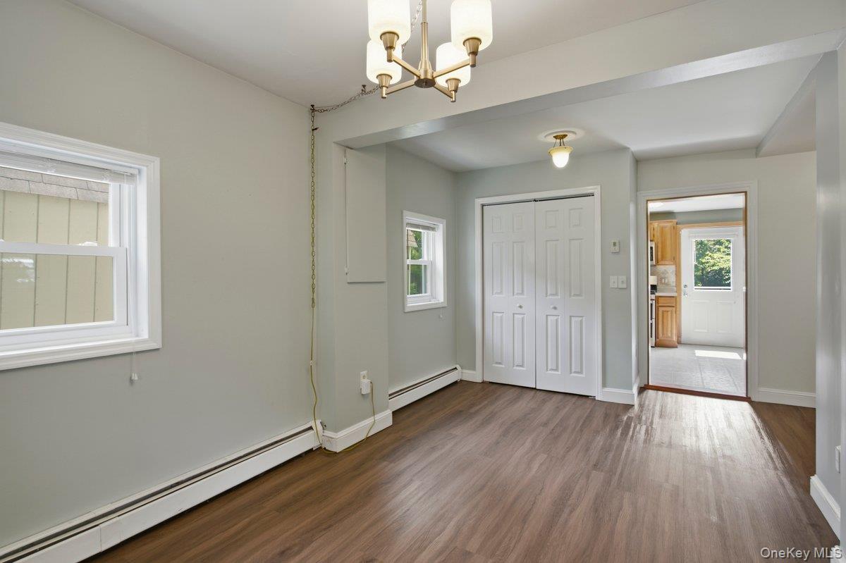 7 Dolfinger Lane Property Photo 4