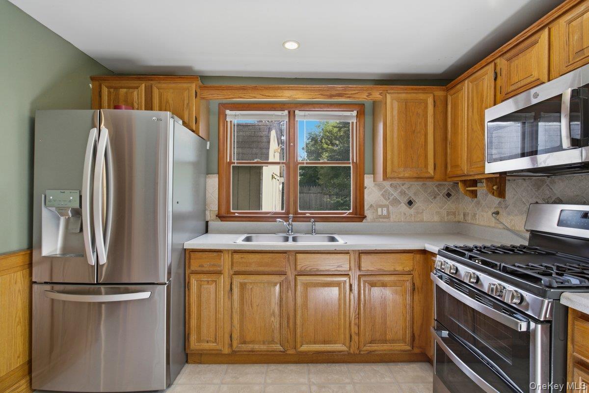 7 Dolfinger Lane Property Photo 6
