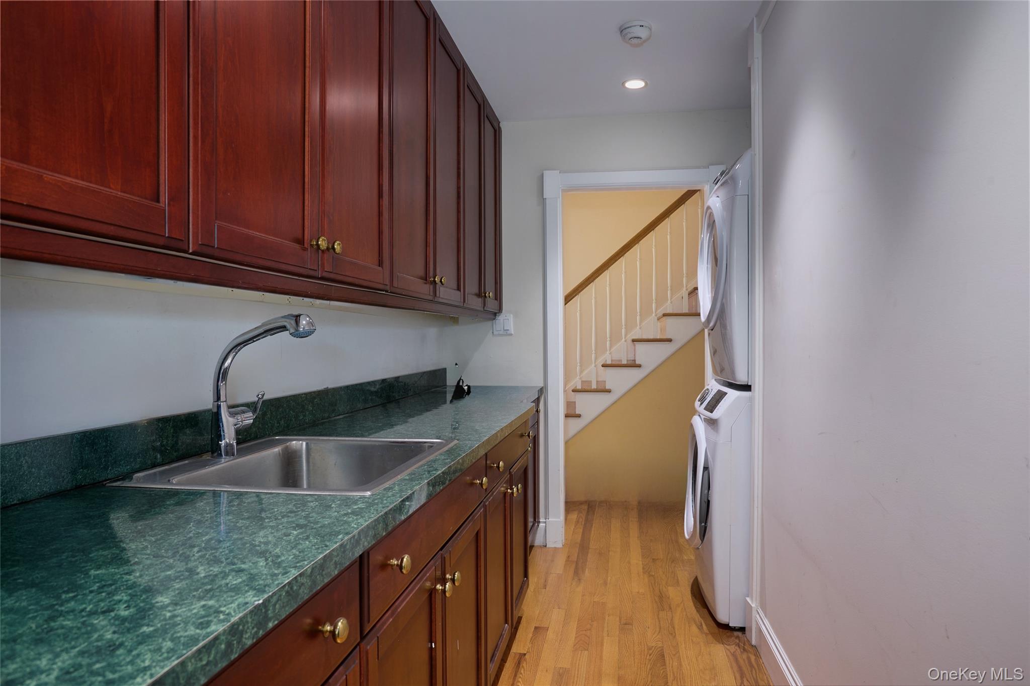 102 W Lake Road Property Photo 19