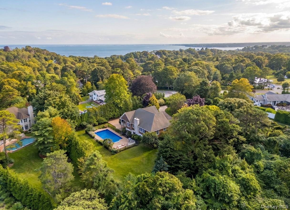 10 Peconic View Court Property Photo 1