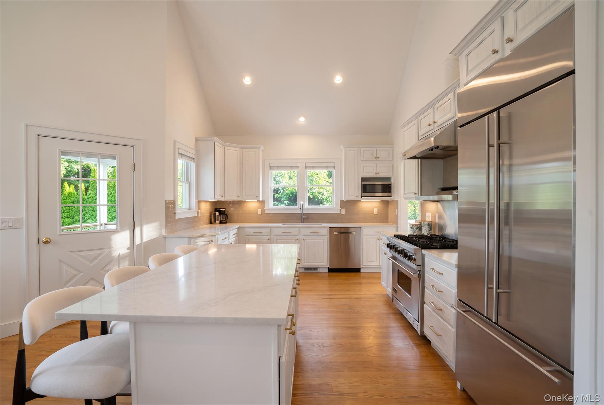 10 Peconic View Court Property Photo 13