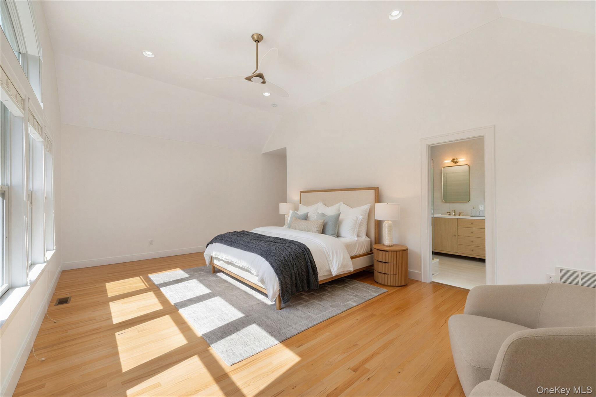 10 Peconic View Court Property Photo 16
