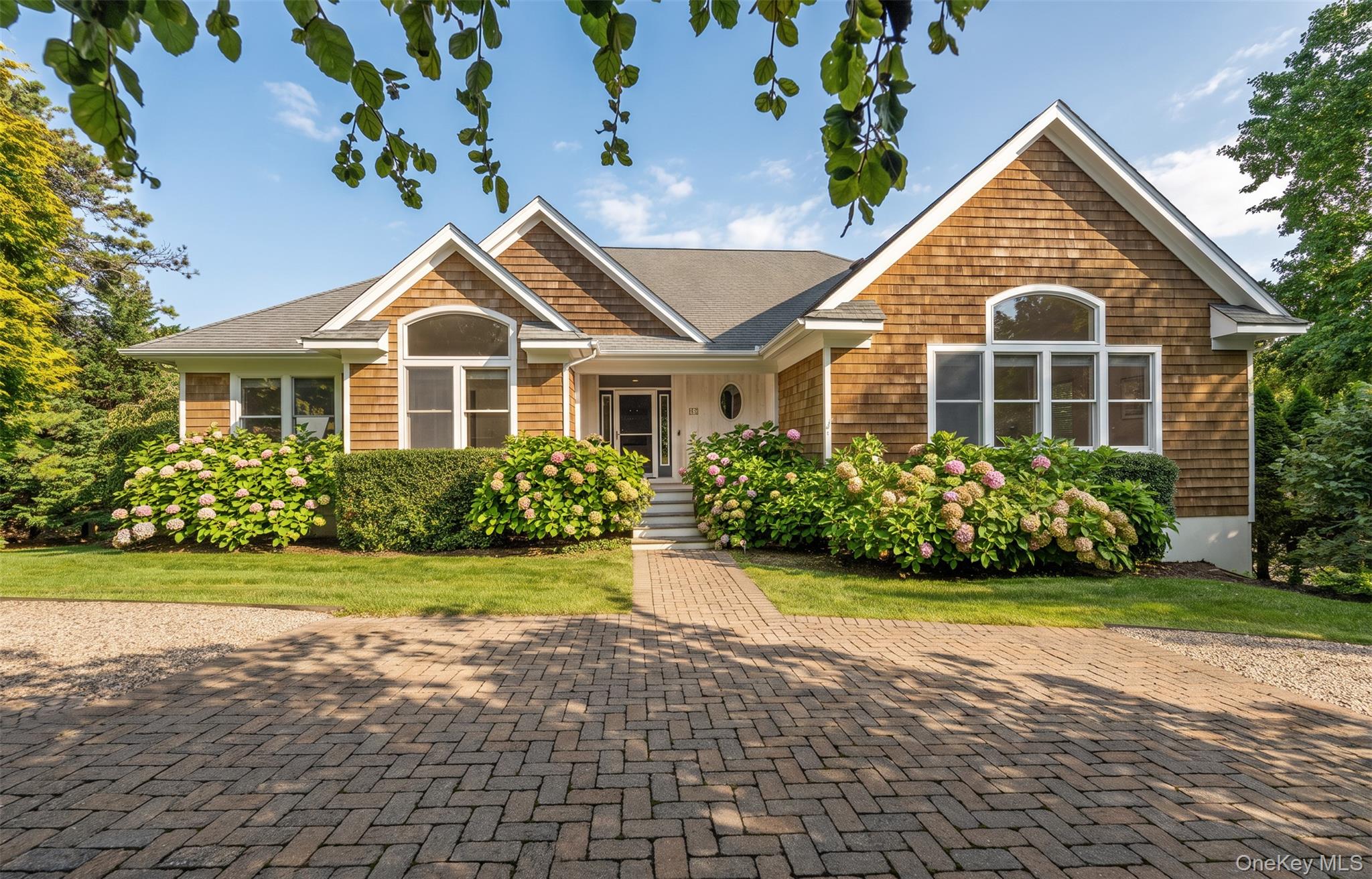 10 Peconic View Court Property Photo 20