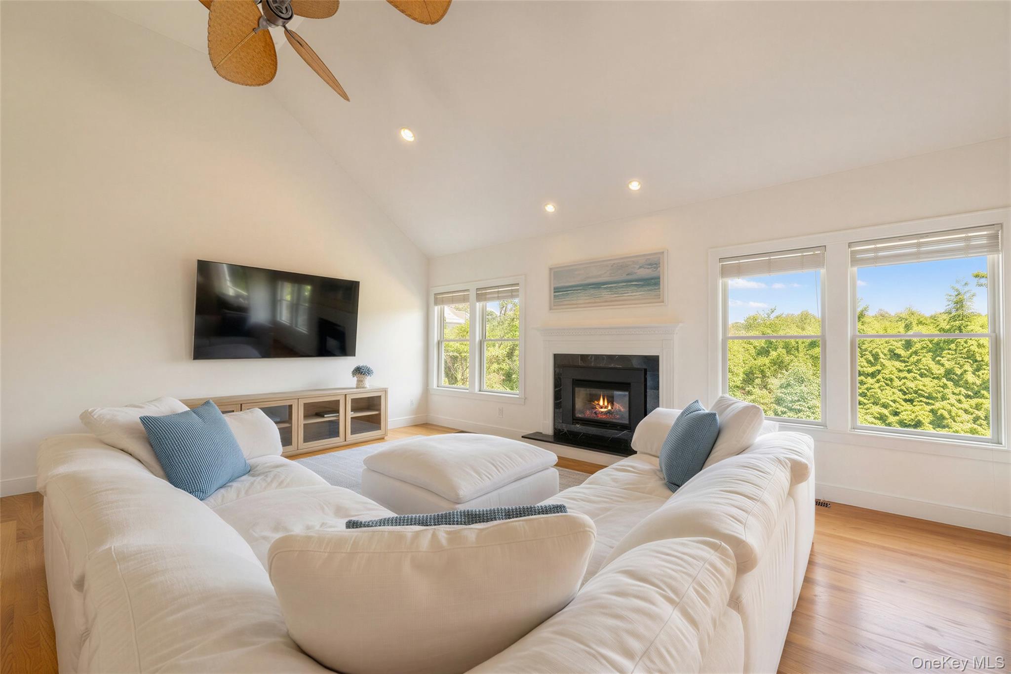 10 Peconic View Court Property Photo 34