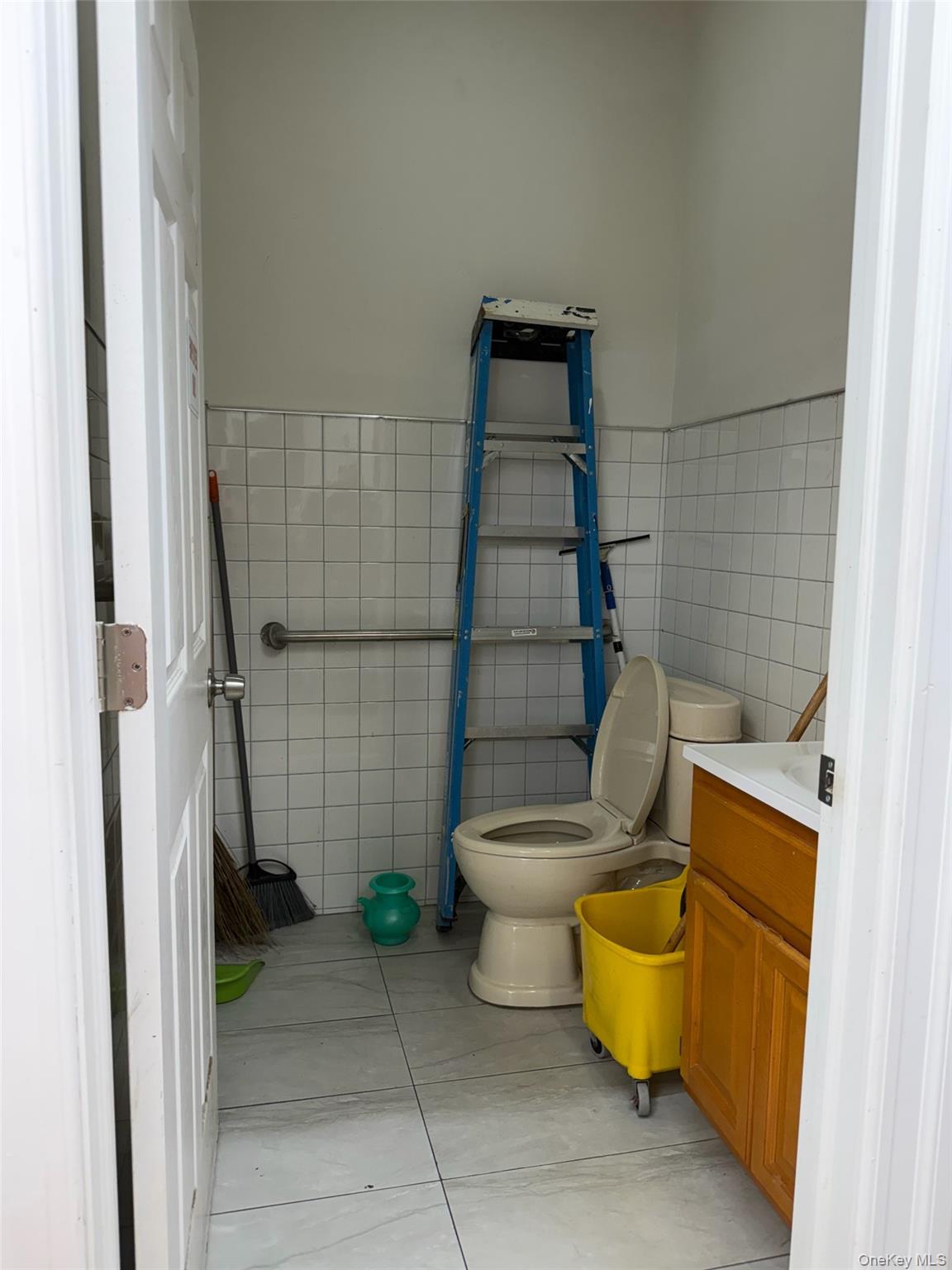 2145 Starling Ave Property Photo 7