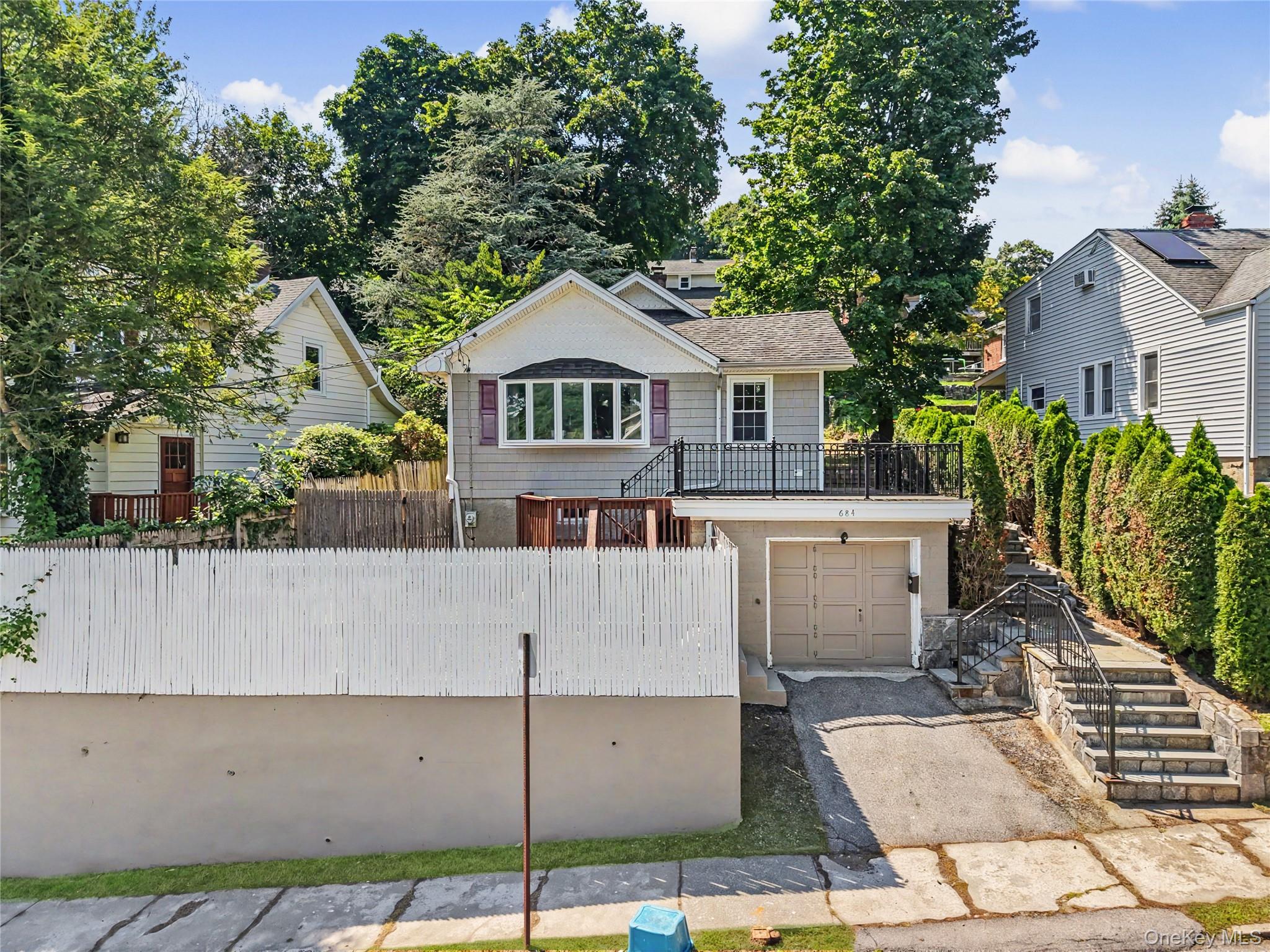 684 Marion Avenue Property Photo 2