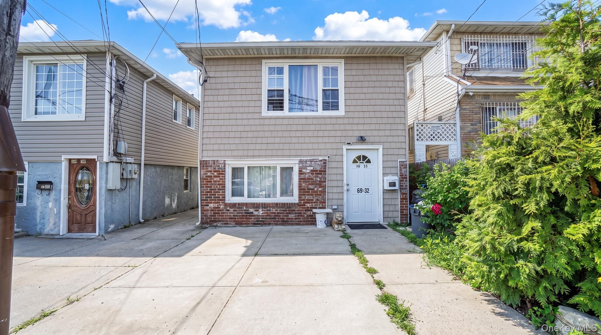 6932 Gouverneur Avenue Property Photo 1