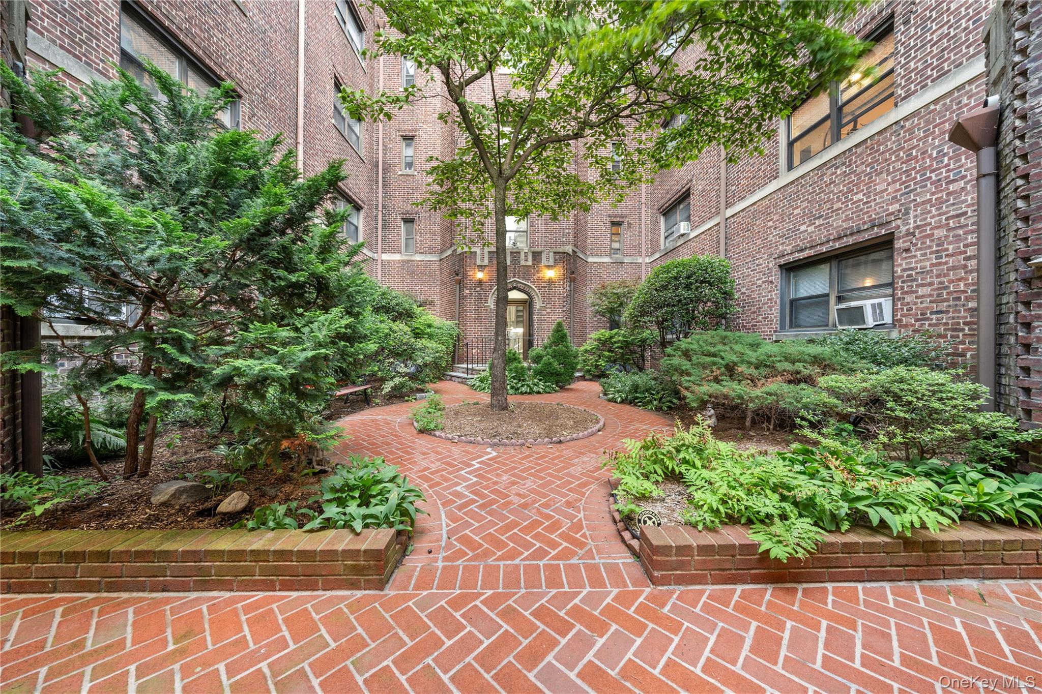 240 Halstead Avenue A3 Property Photo 1