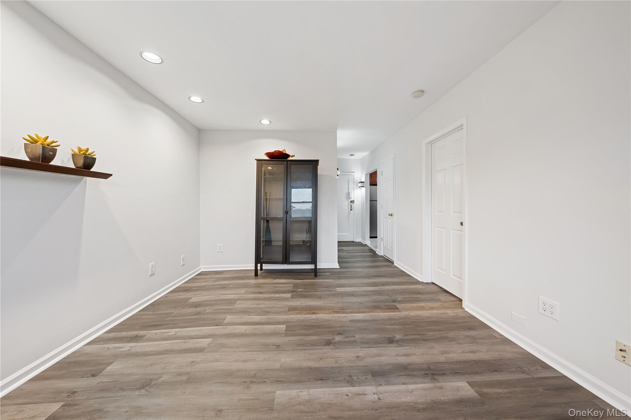240 Halstead Avenue A3 Property Photo 4