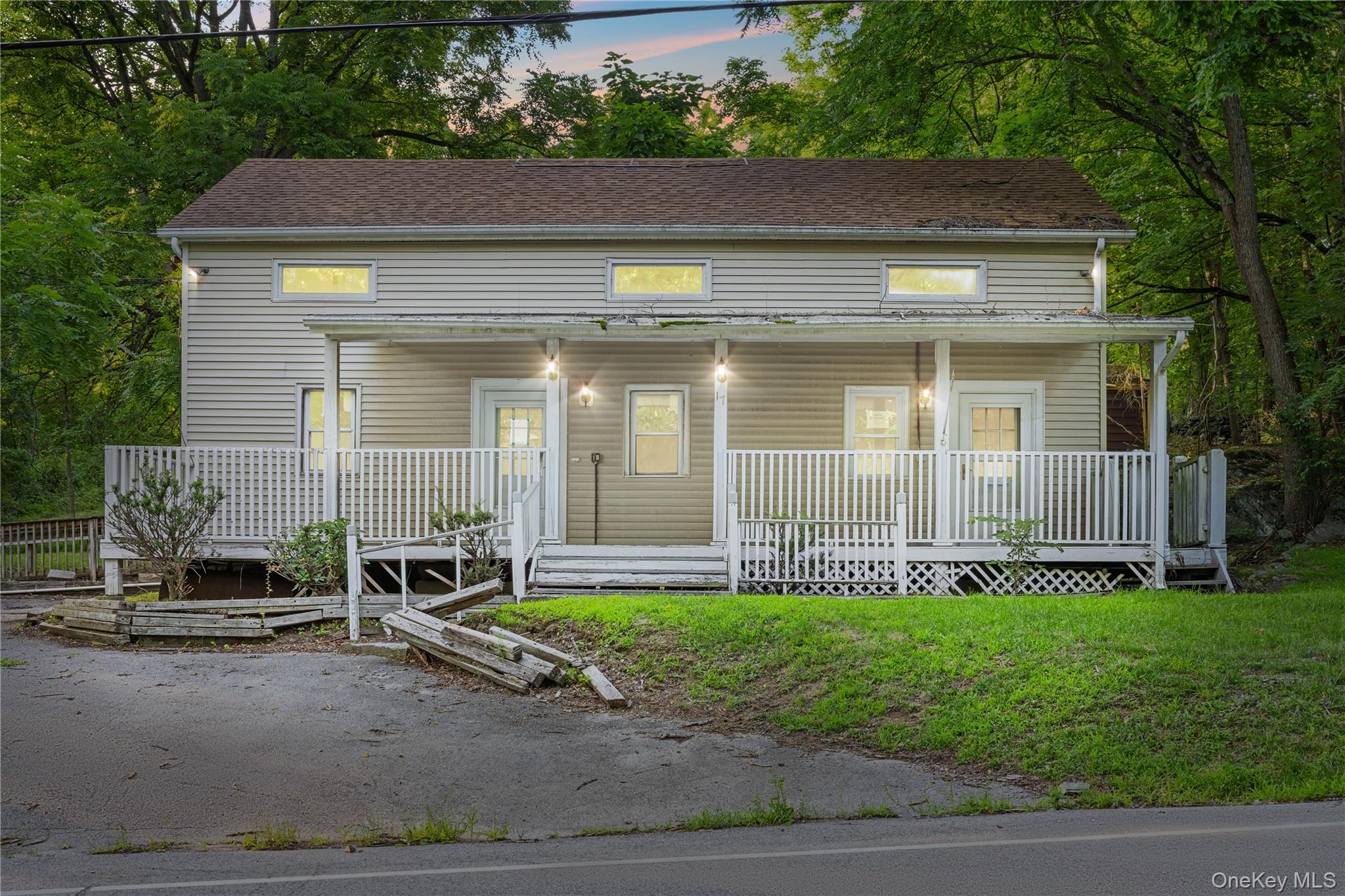 17 Waterbury Hill Road Property Photo 1