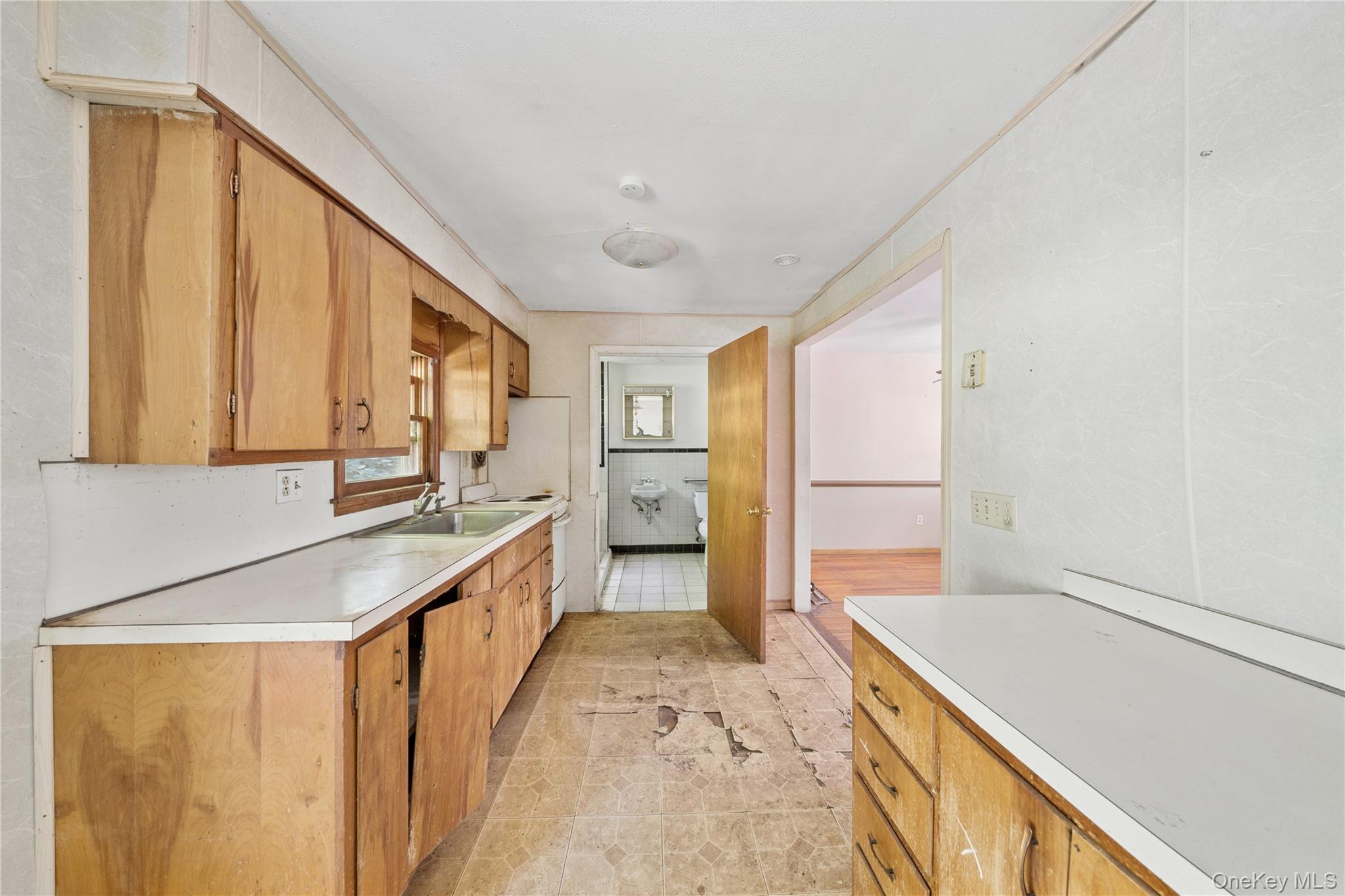 17 Waterbury Hill Road Property Photo 17