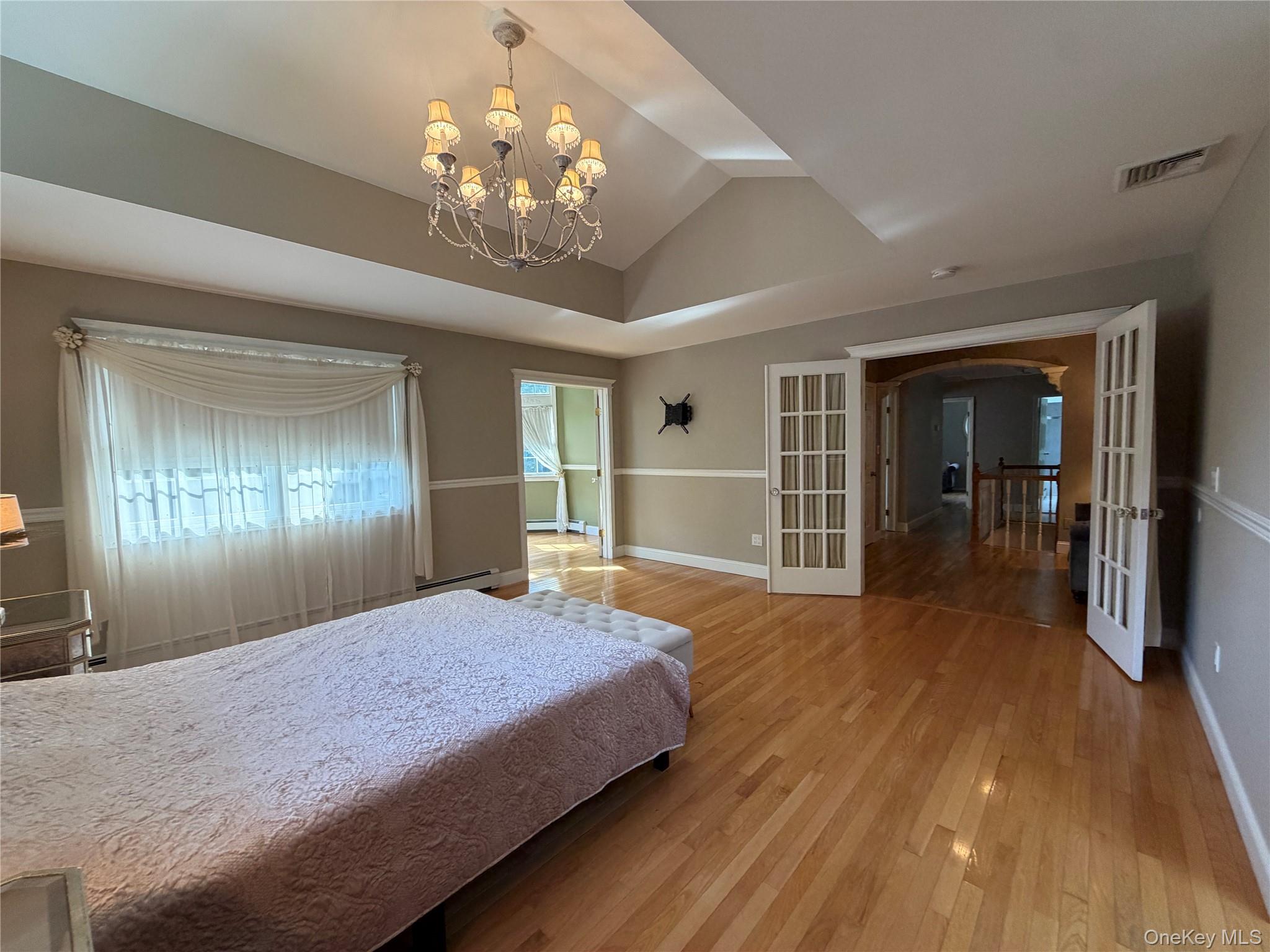 24 Arlington Avenue Property Photo 8
