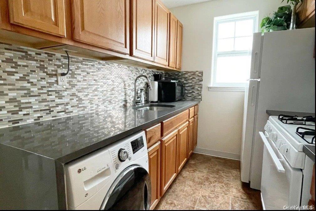 65-08 Ocean Avenue Property Photo 8