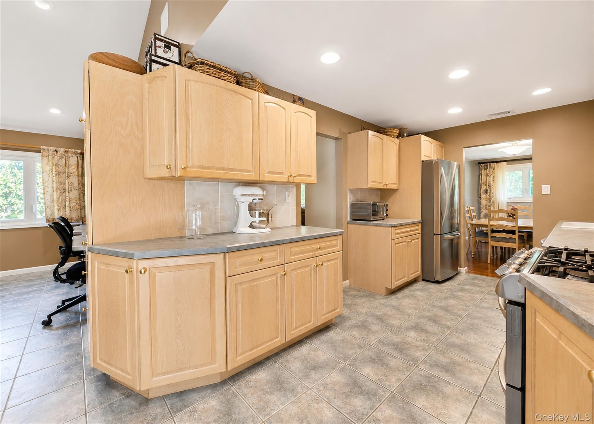 8 Starlight Drive Property Photo 4