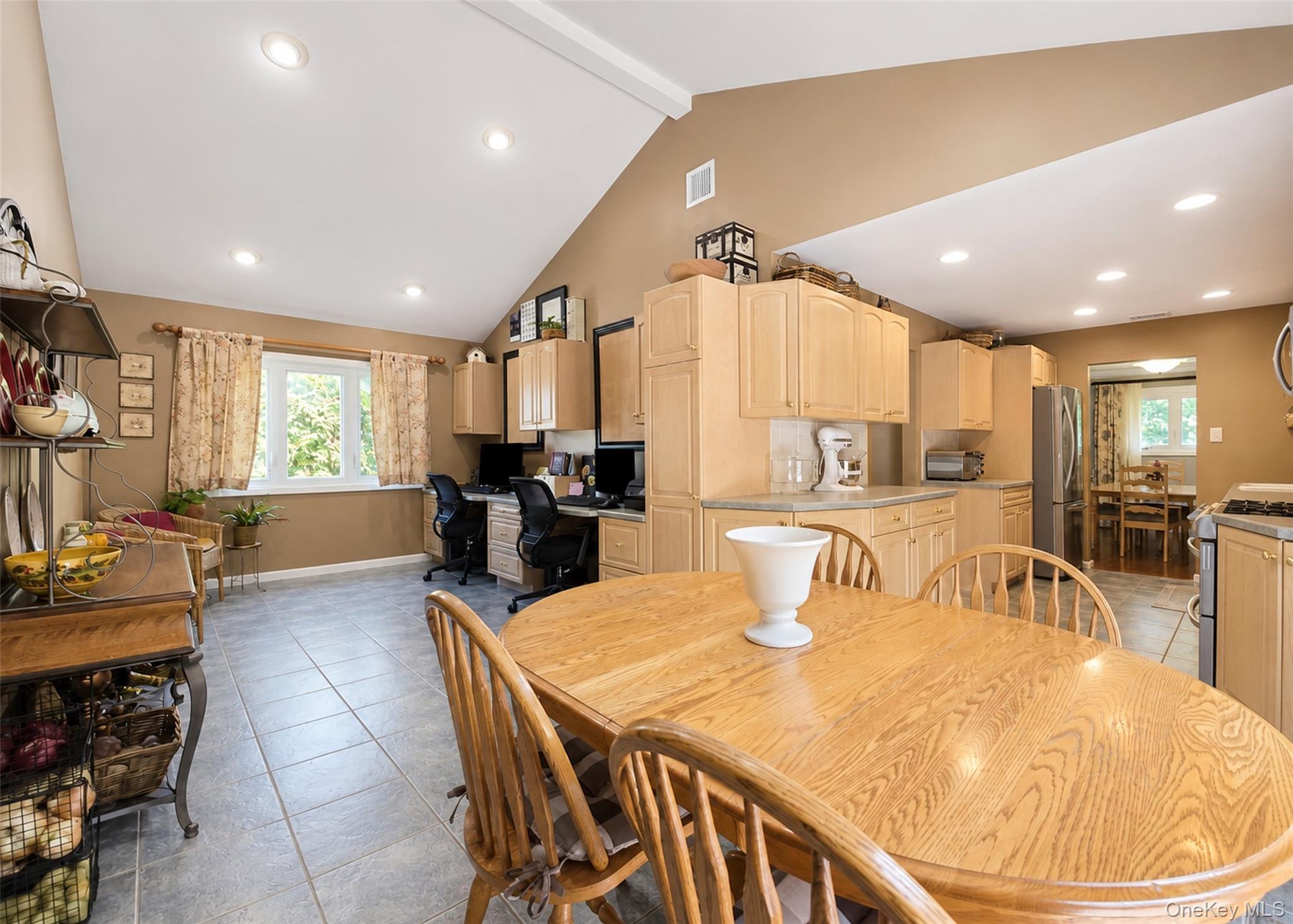 8 Starlight Drive Property Photo 6