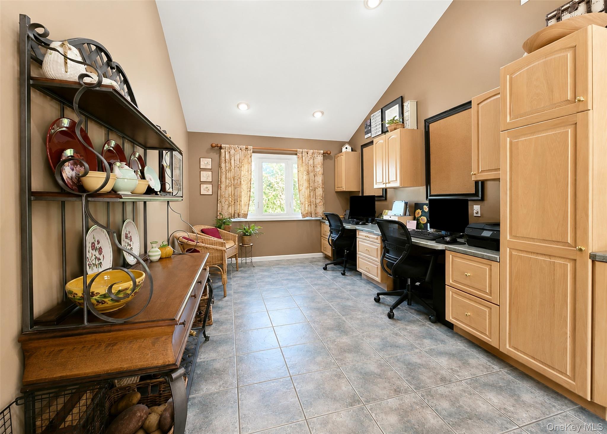 8 Starlight Drive Property Photo 9