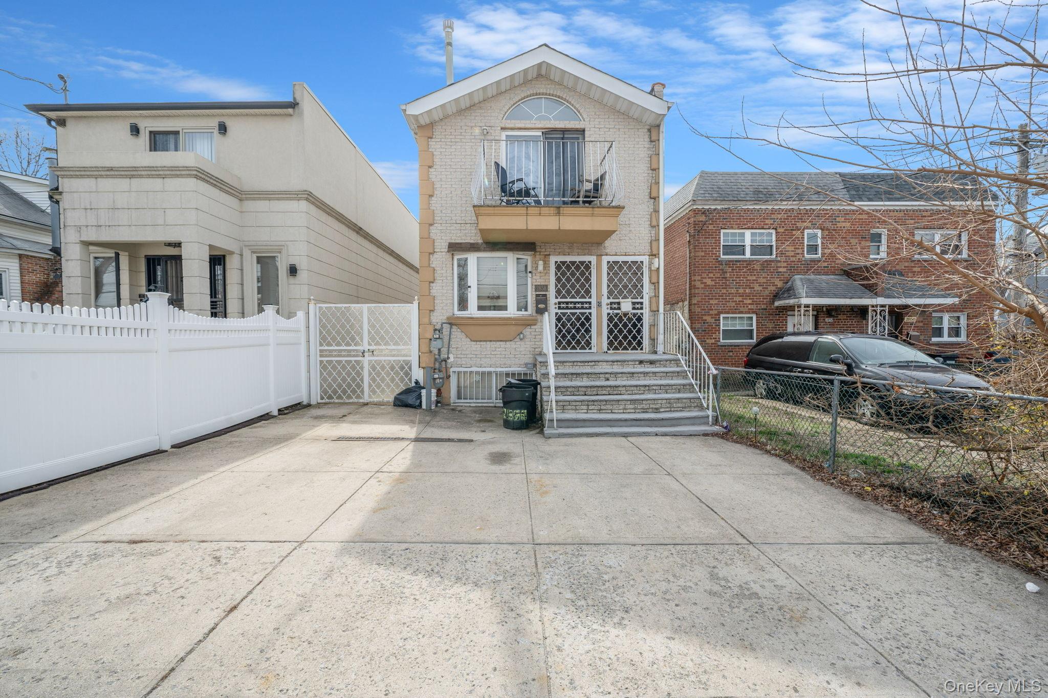 2858 Sampson Avenue Property Photo 1