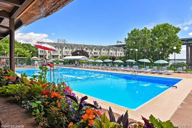 162-30 Powells Cove Boulevard 2c Property Photo 14