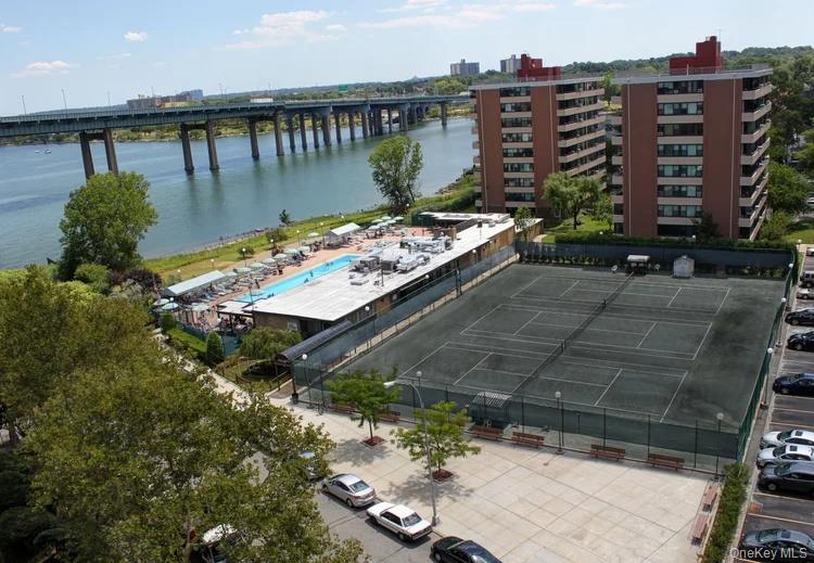 162-30 Powells Cove Boulevard 2c Property Photo 15