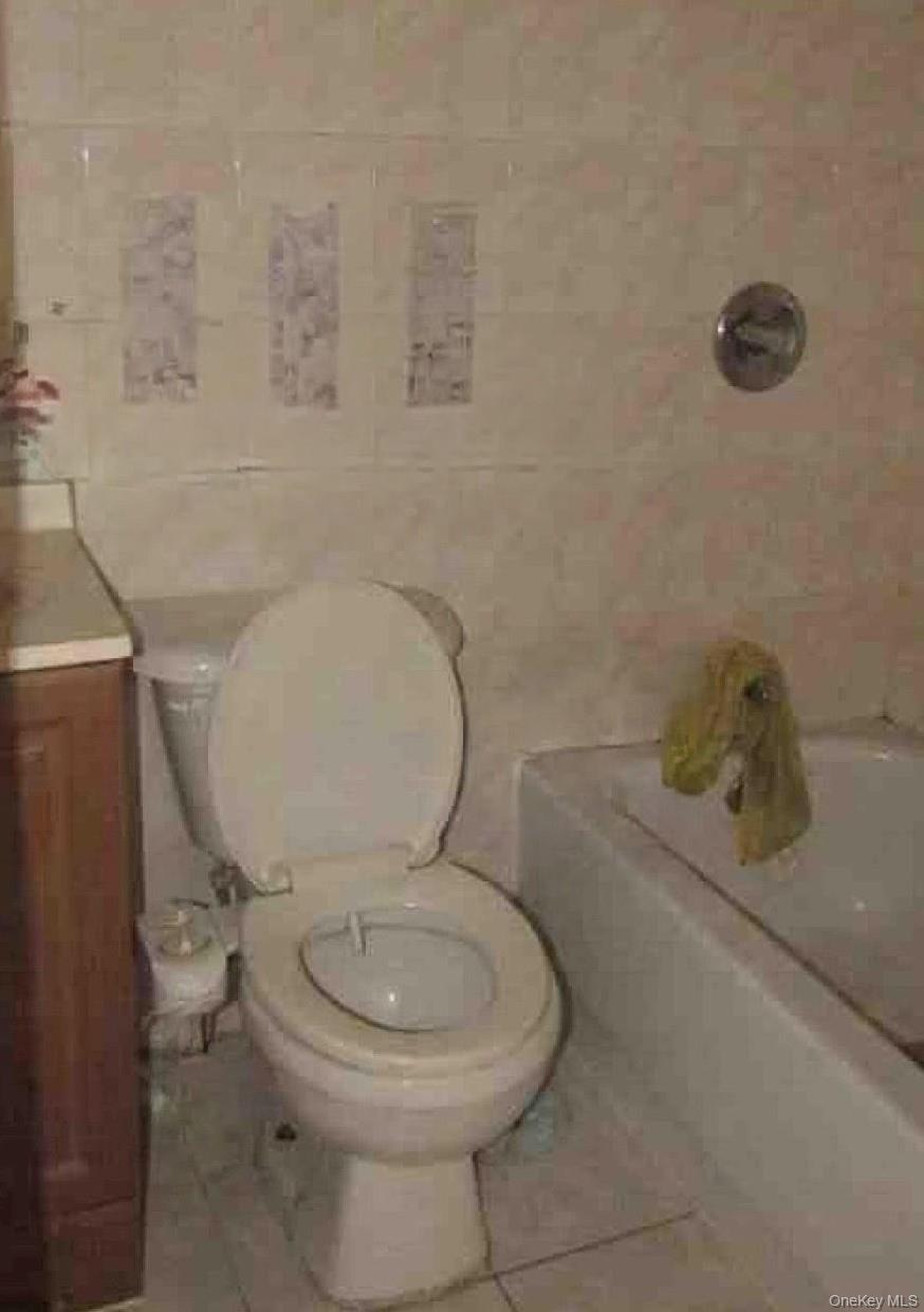 3117 68th Street 2 Property Photo 7