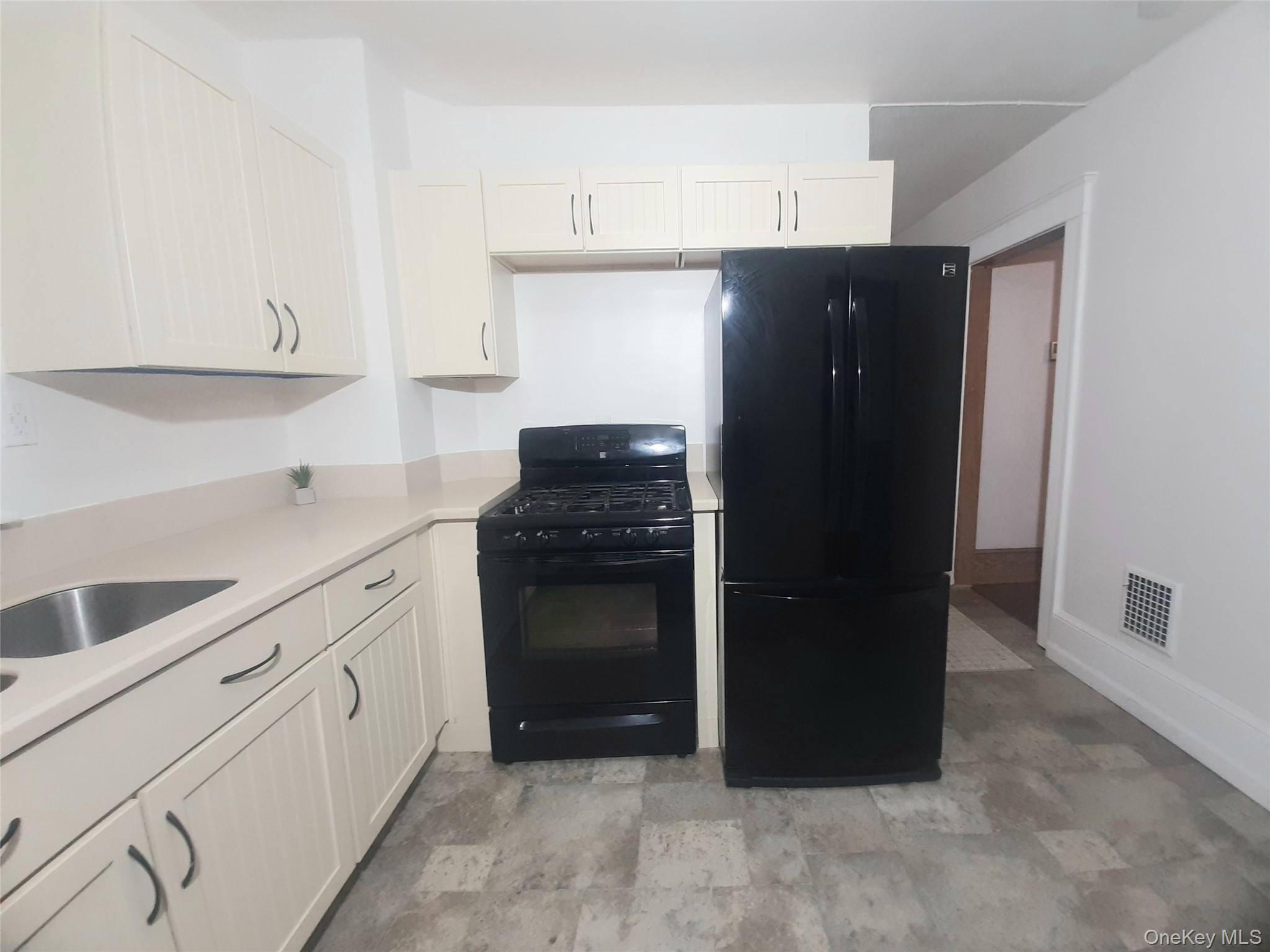 118 College Avenue Property Photo 10